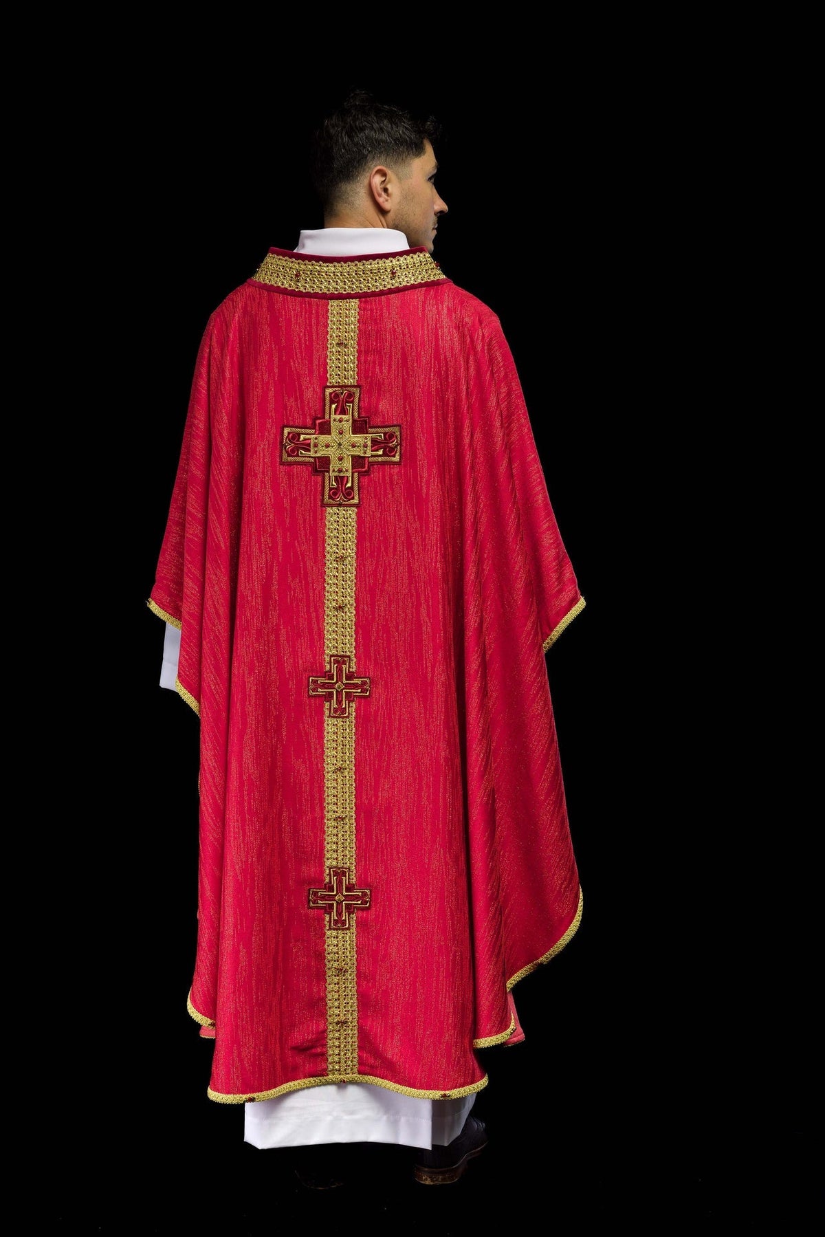 Ręcznie Robiony Ornat z Kamieniami Naturalnymi Czerwony - Kolekcja Handmade - SZATYLITURGICZNE.PL