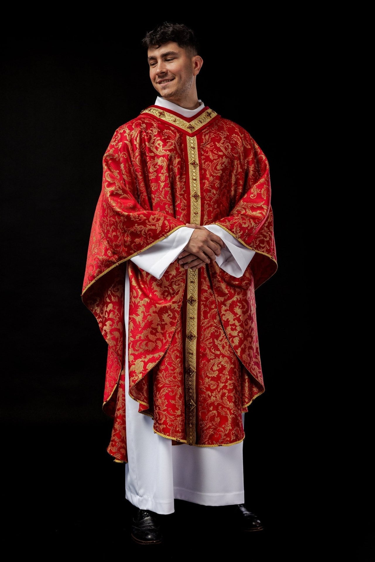 Ręcznie Robiony Ornat z Kamieniami Naturalnymi - Kolekcja Premium Handmade - SZATYLITURGICZNE.PL