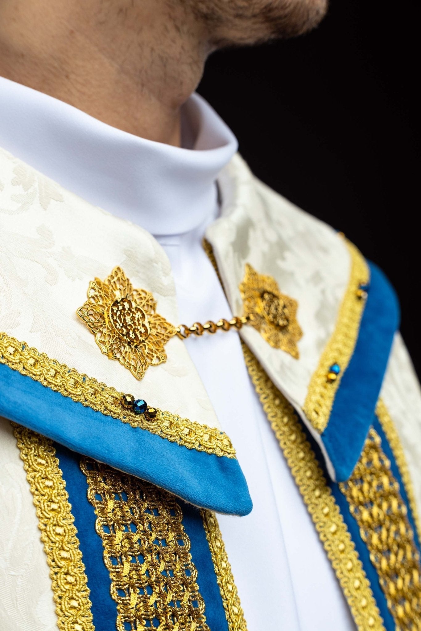 Ręcznie wykonana kapa maryjna z naturalnymi kamieniami Handmade 3006 - SZATYLITURGICZNE.PL