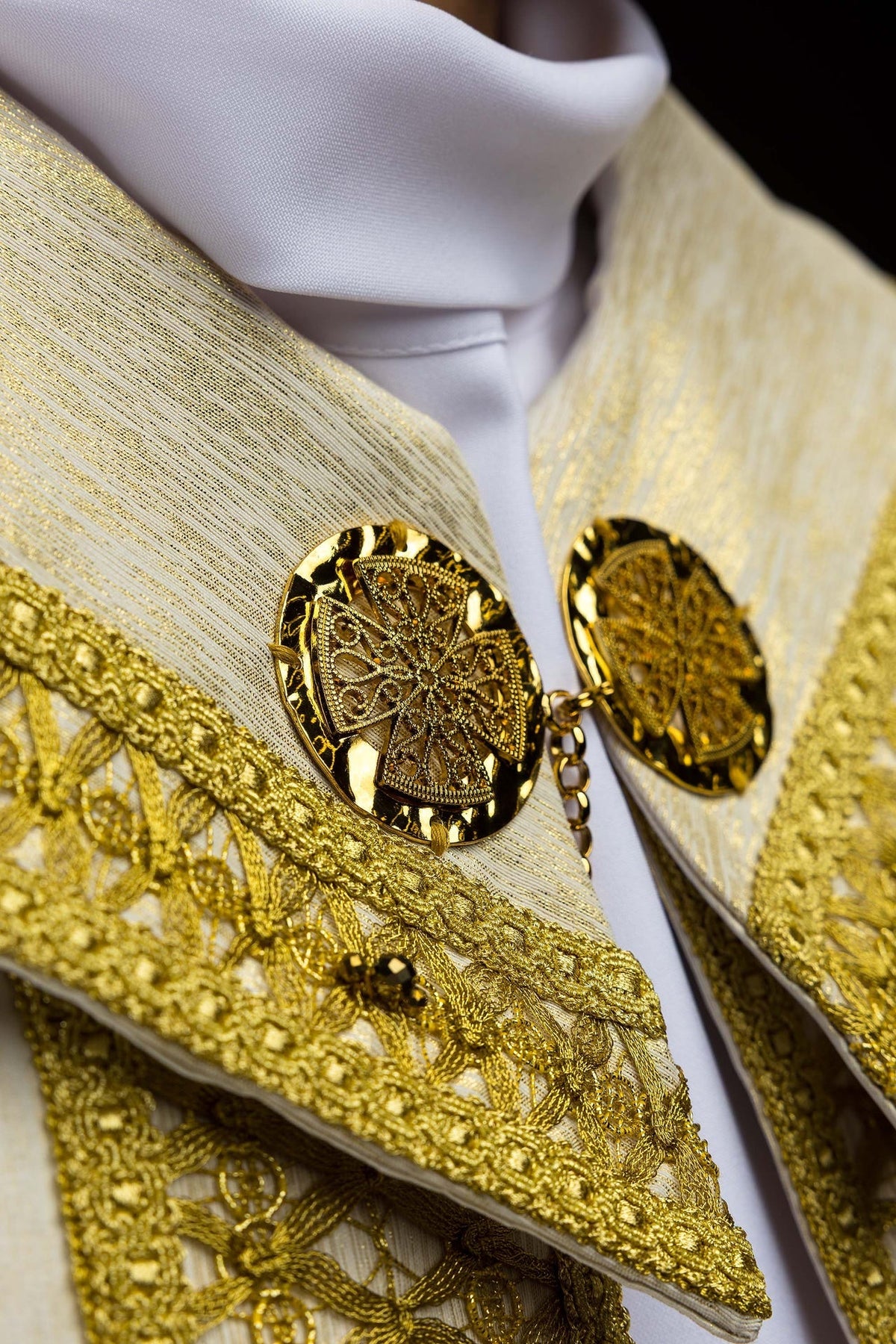 Ręcznie wykonana kapa z naturalnymi kamieniami Handmade 3018 - SZATYLITURGICZNE.PL