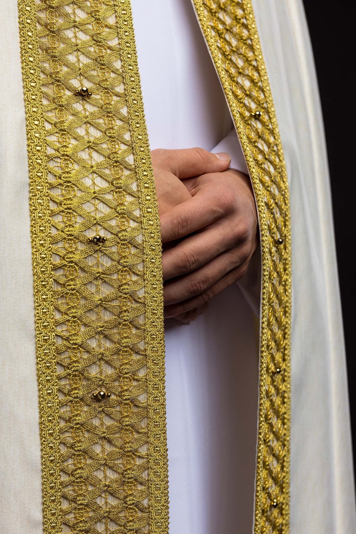Ręcznie wykonana kapa z naturalnymi kamieniami Handmade 3018 - SZATYLITURGICZNE.PL