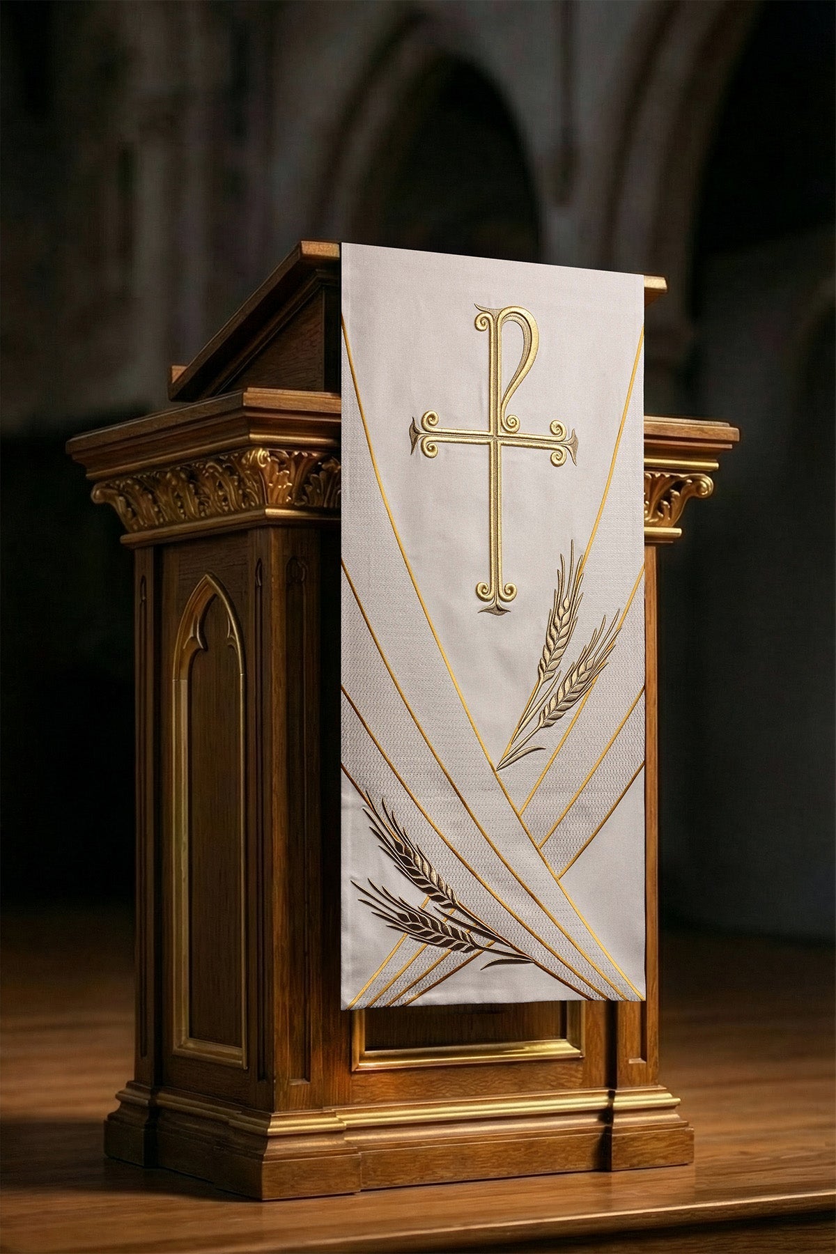 Serweta na lektorium z haftem PAX ecru - SZATYLITURGICZNE.PL
