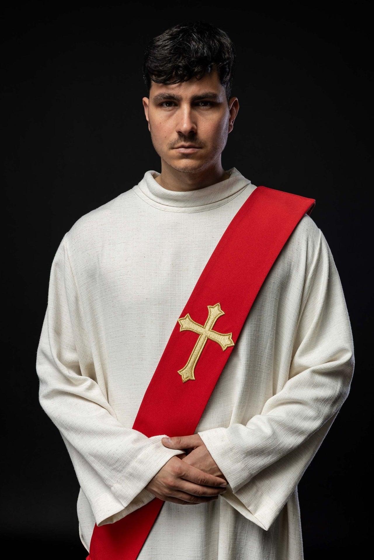 Stuła Diakońska Haftowana Krzyżem - Szaty Liturgiczne - SZATYLITURGICZNE.PL