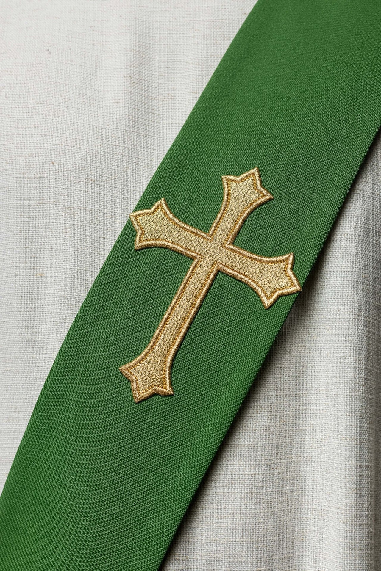 Stuła Diakońska z Krzyżem - Elegancka Szata Liturgiczna - SZATYLITURGICZNE.PL
