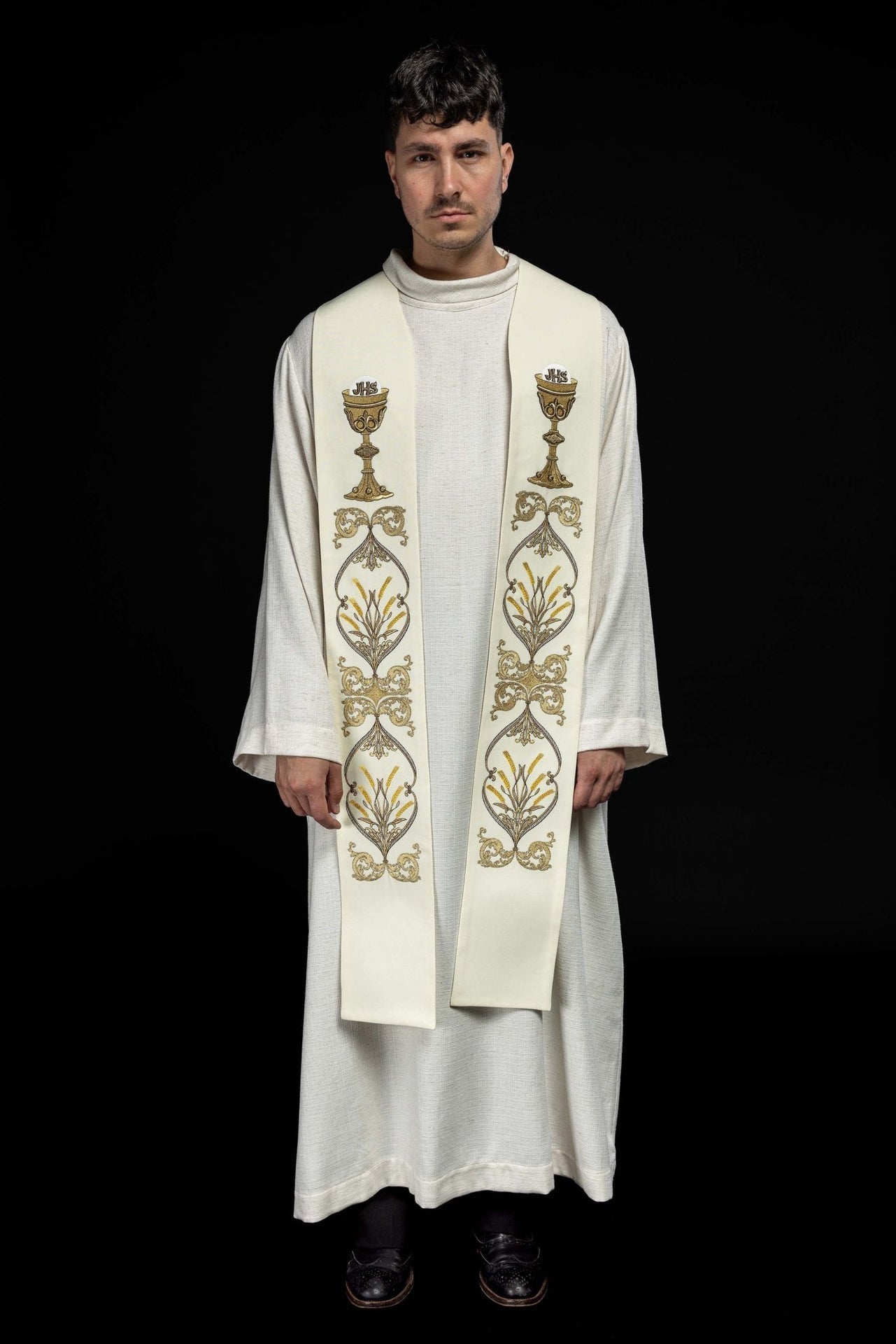 Stuła Kapłańska Ecru Kielich IHS - Haftowana Szata Liturgiczna - SZATYLITURGICZNE.PL