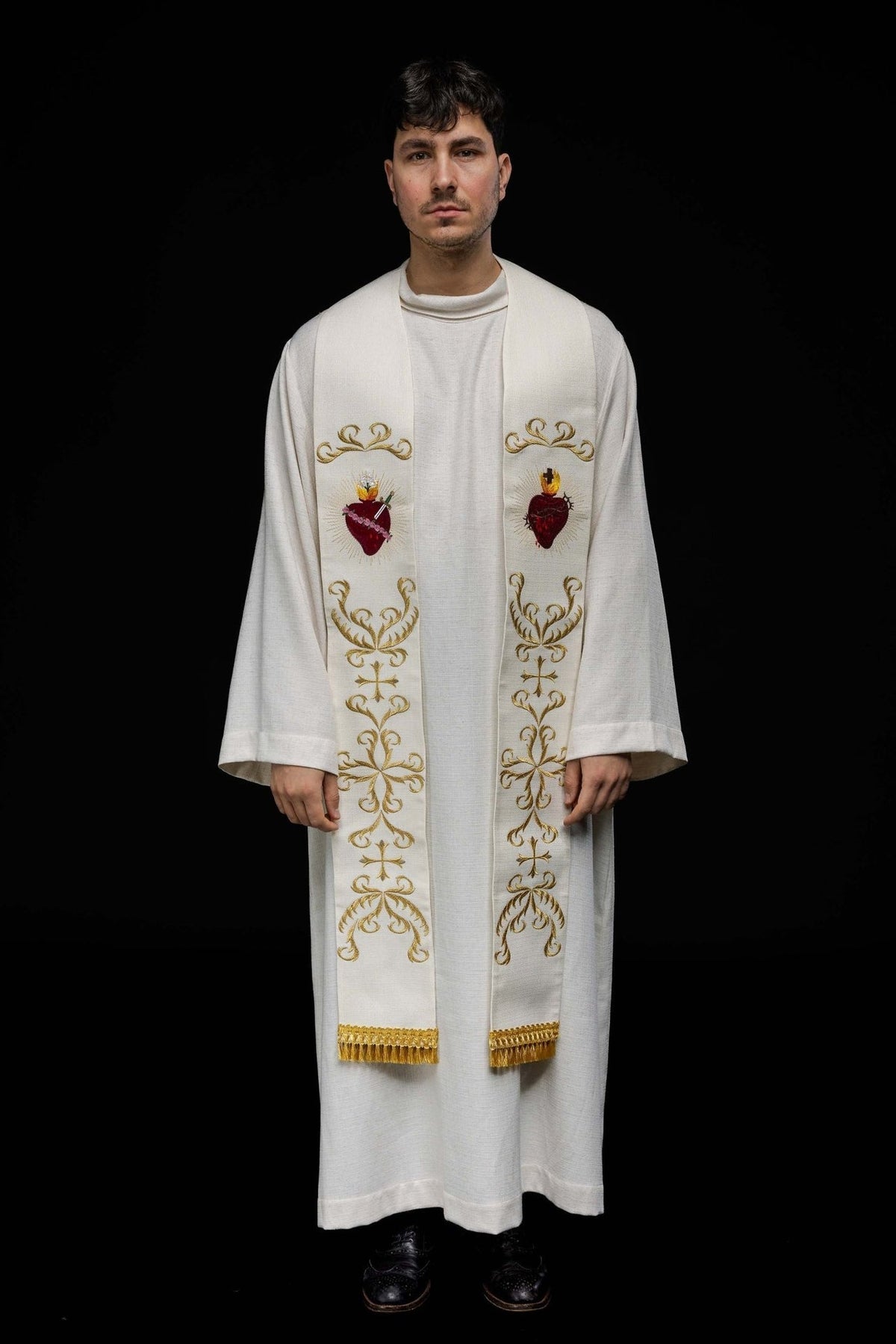Stuła Kapłańska Ecru z Haftem Serca Jezusa i Maryi - SZATYLITURGICZNE.PL