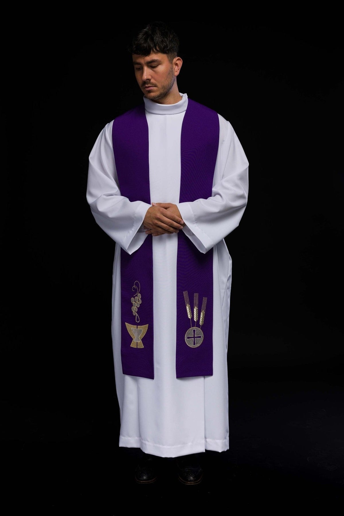 Stuła Kapłańska Fioletowa Haftowana Kielich - Kłosy - Winogrona - SZATYLITURGICZNE.PL