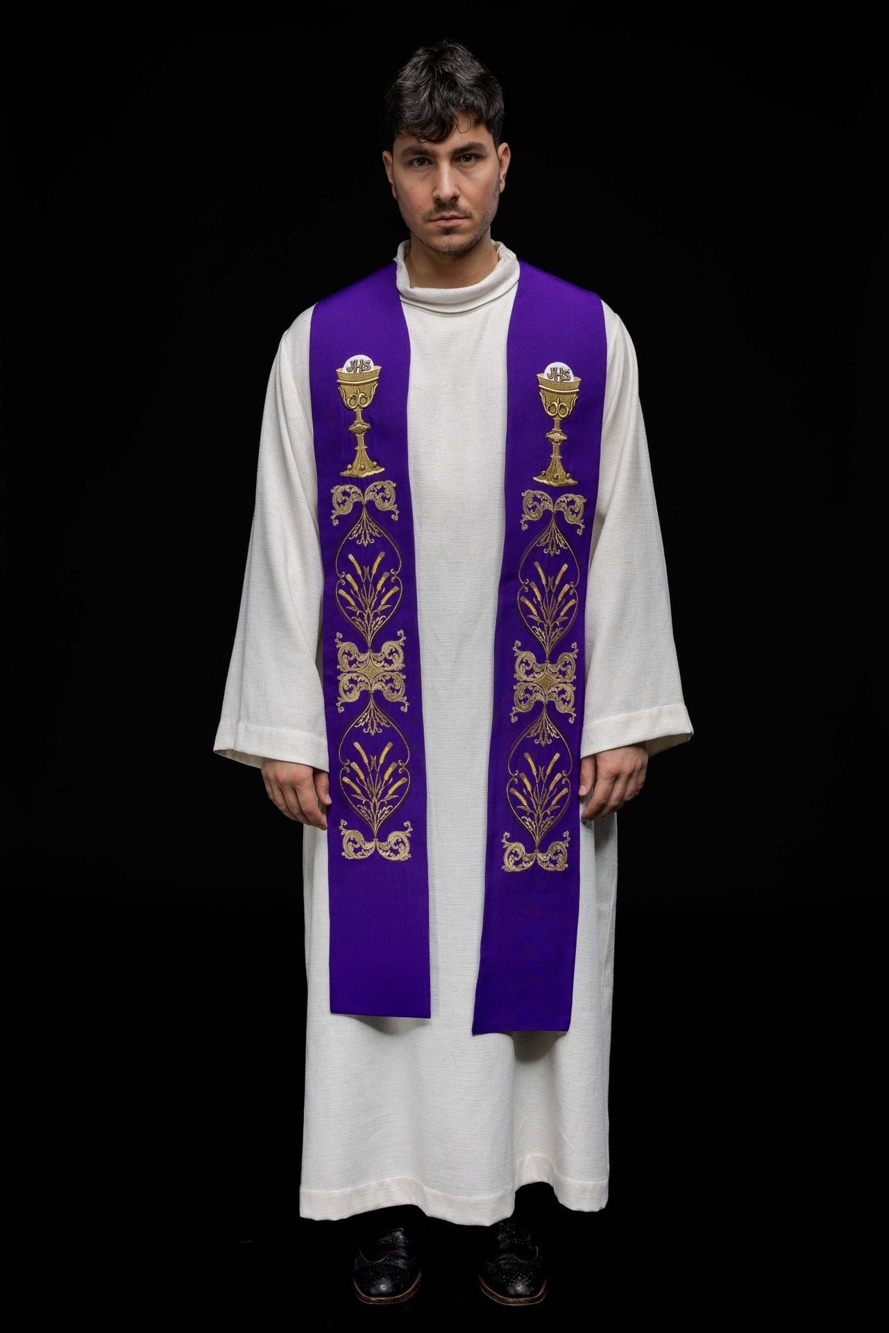Stuła Kapłańska Fioletowa Kielich IHS - Haftowana Liturgiczna - SZATYLITURGICZNE.PL
