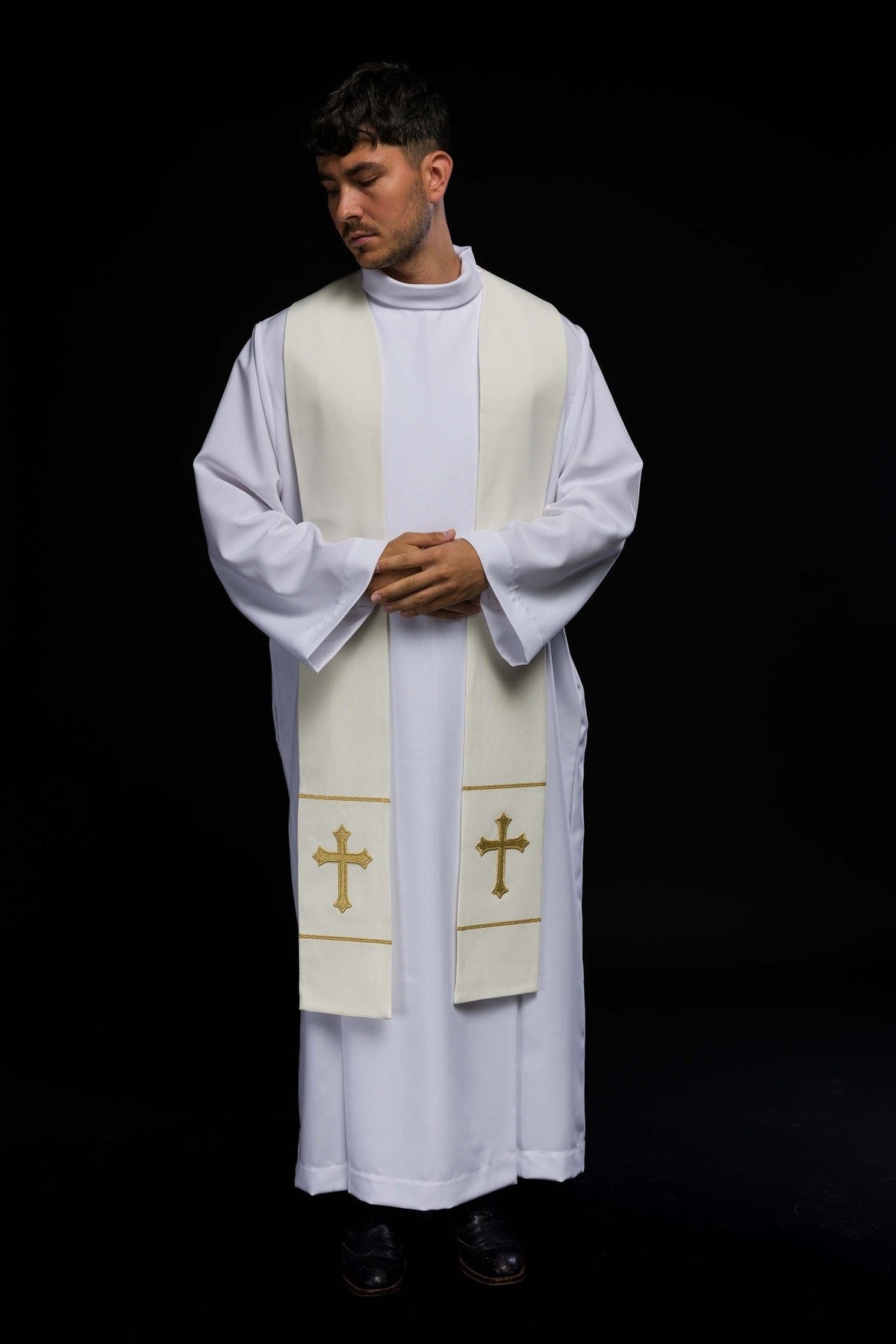 Stuła kapłańska haftowana Krzyż ecru - SZATYLITURGICZNE.PL
