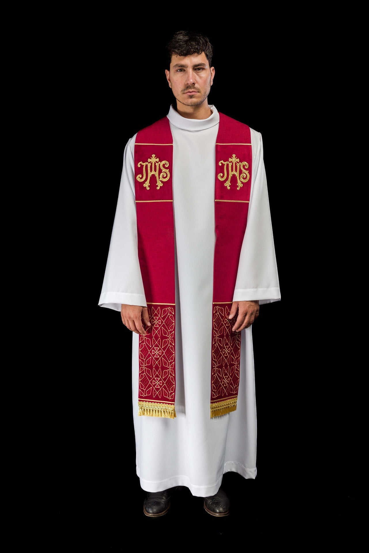 Stuła Liturgiczna Aksamitna IHS Czerwona Haftowana - Polska Produkcja - SZATYLITURGICZNE.PL