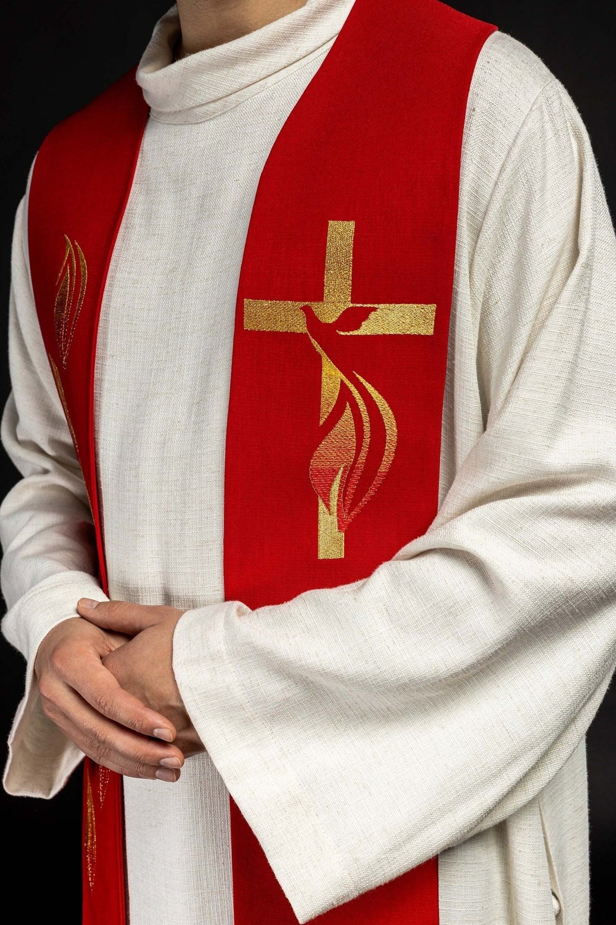 Stuła Liturgiczna Czerwona Haftowana - Duch Święty, Krzyż, Ogień - SZATYLITURGICZNE.PL
