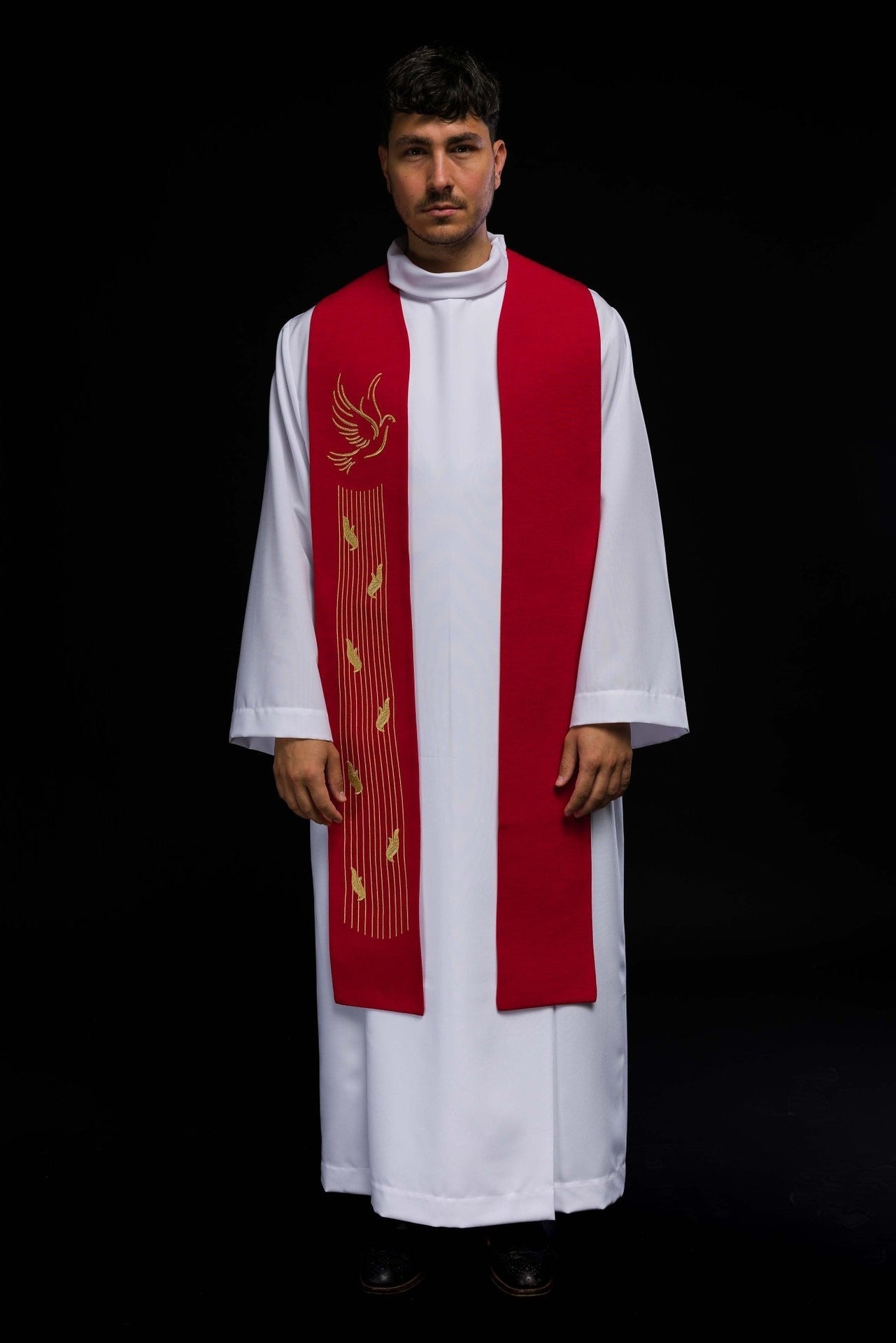 Stuła Liturgiczna Czerwona z Haftem Ducha Świętego - SZATYLITURGICZNE.PL