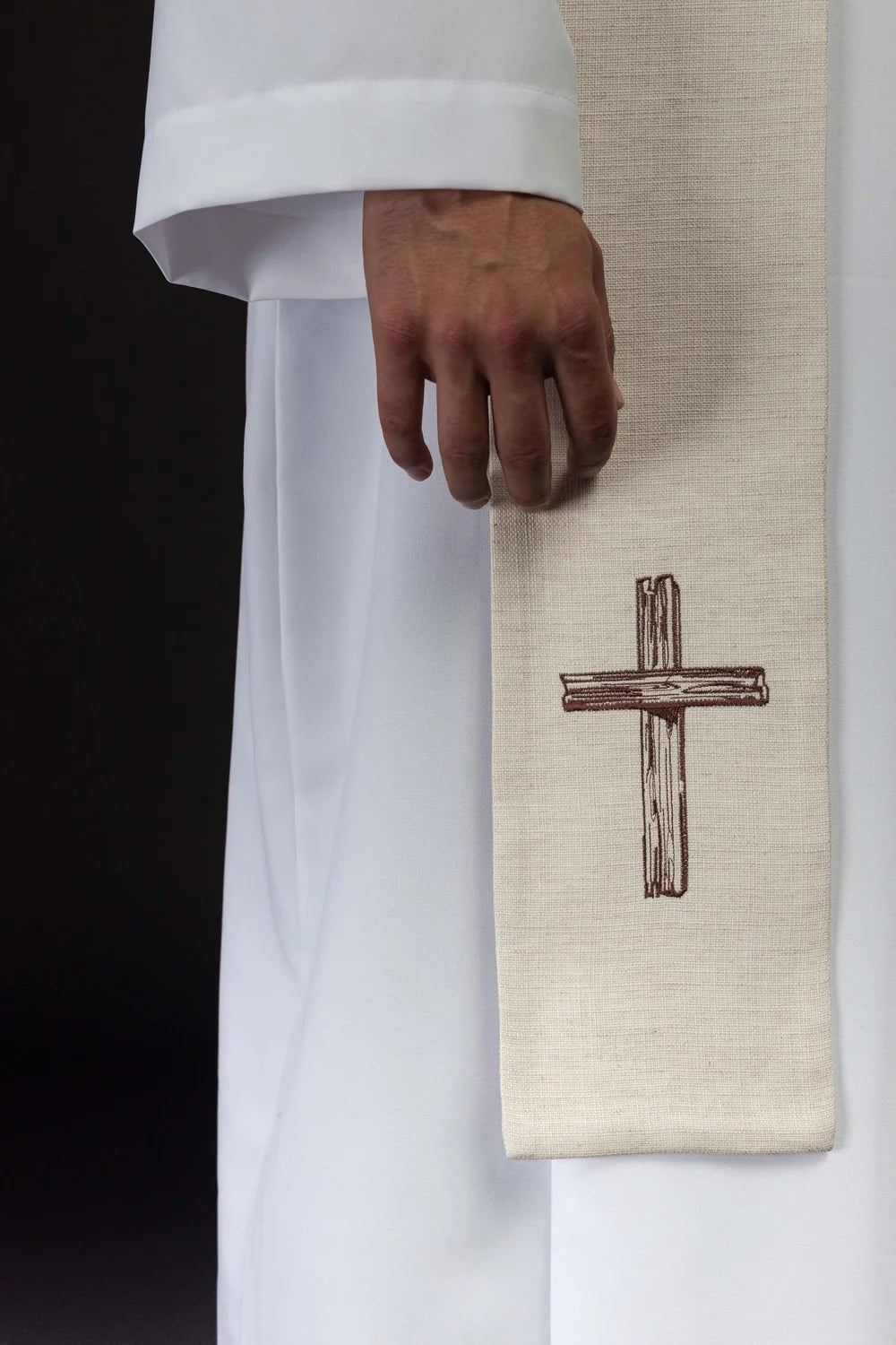 Stuła Liturgiczna Ecru - Jezus Dobry Pasterz z Haftem - SZATYLITURGICZNE.PL