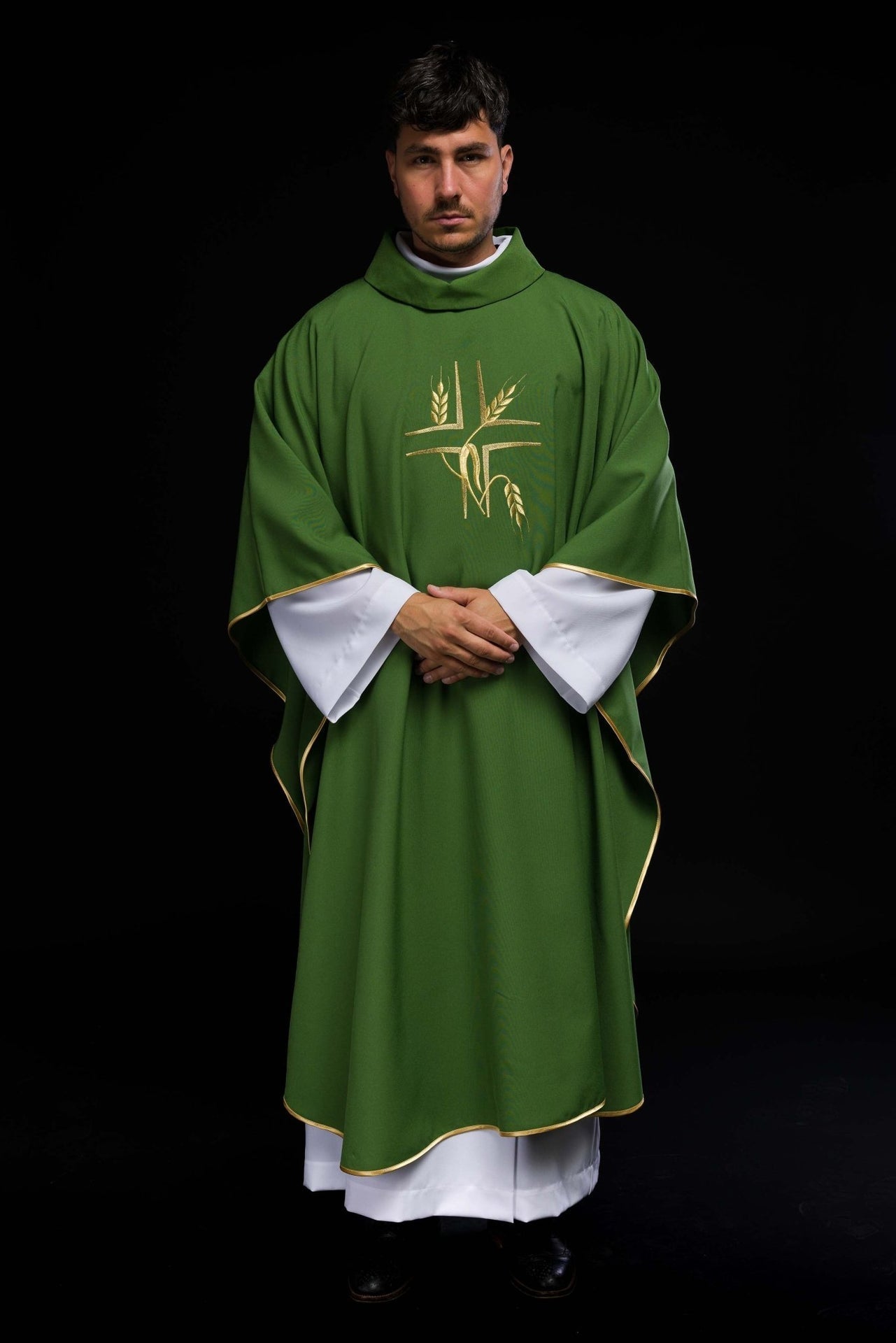 Zielony Ornat Liturgiczny Krzyż i Kłosy Haft - Polska Produkcja - SZATYLITURGICZNE.PL