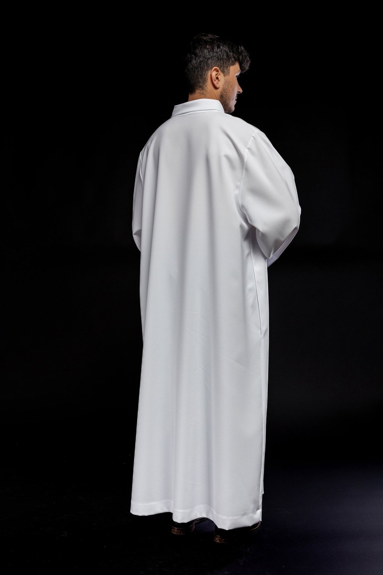Alba kapłańska gładka biała - SZATYLITURGICZNE.PL