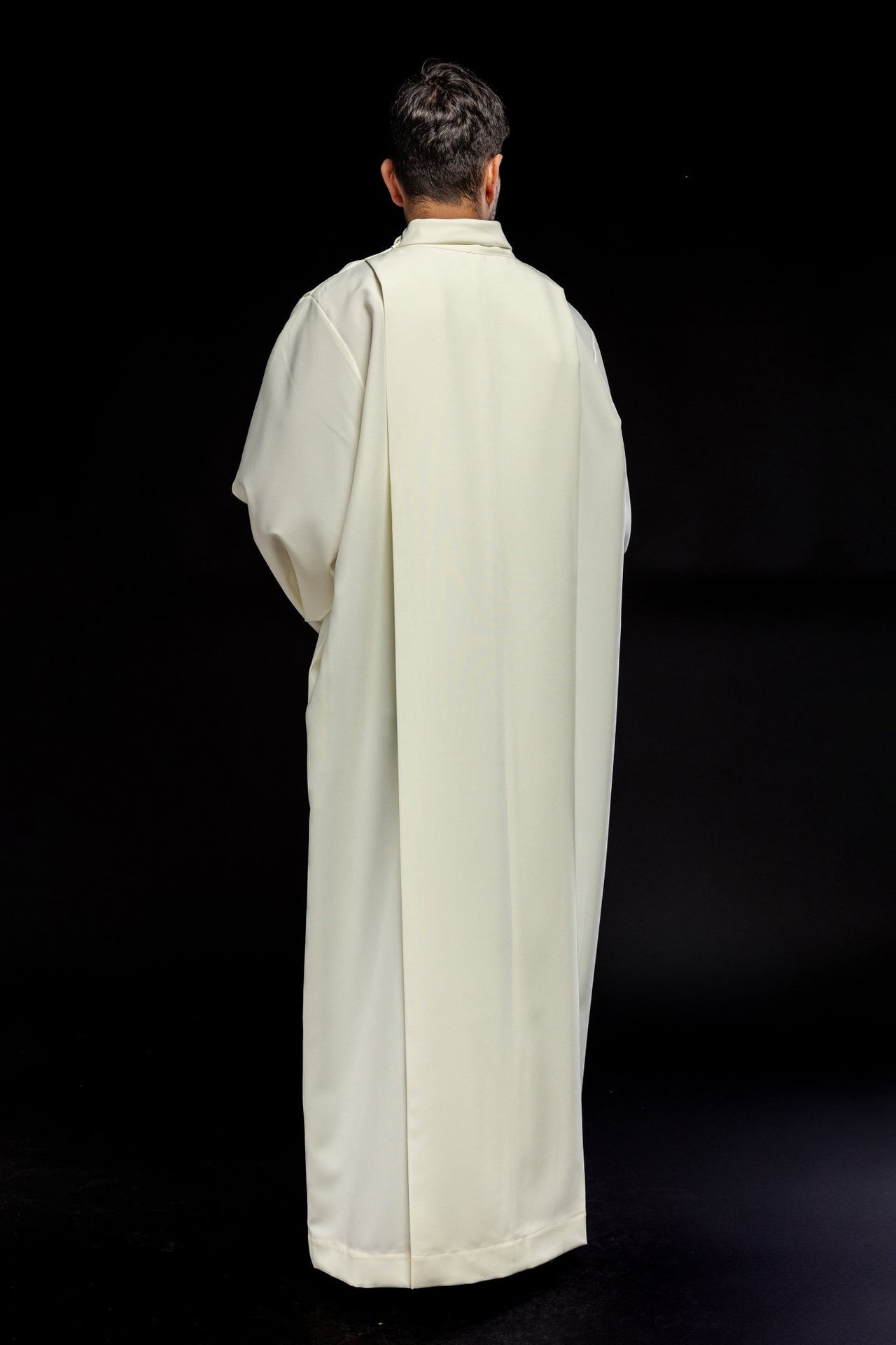 Alba kapłańska gładka z golfem Ecru - SZATYLITURGICZNE.PL