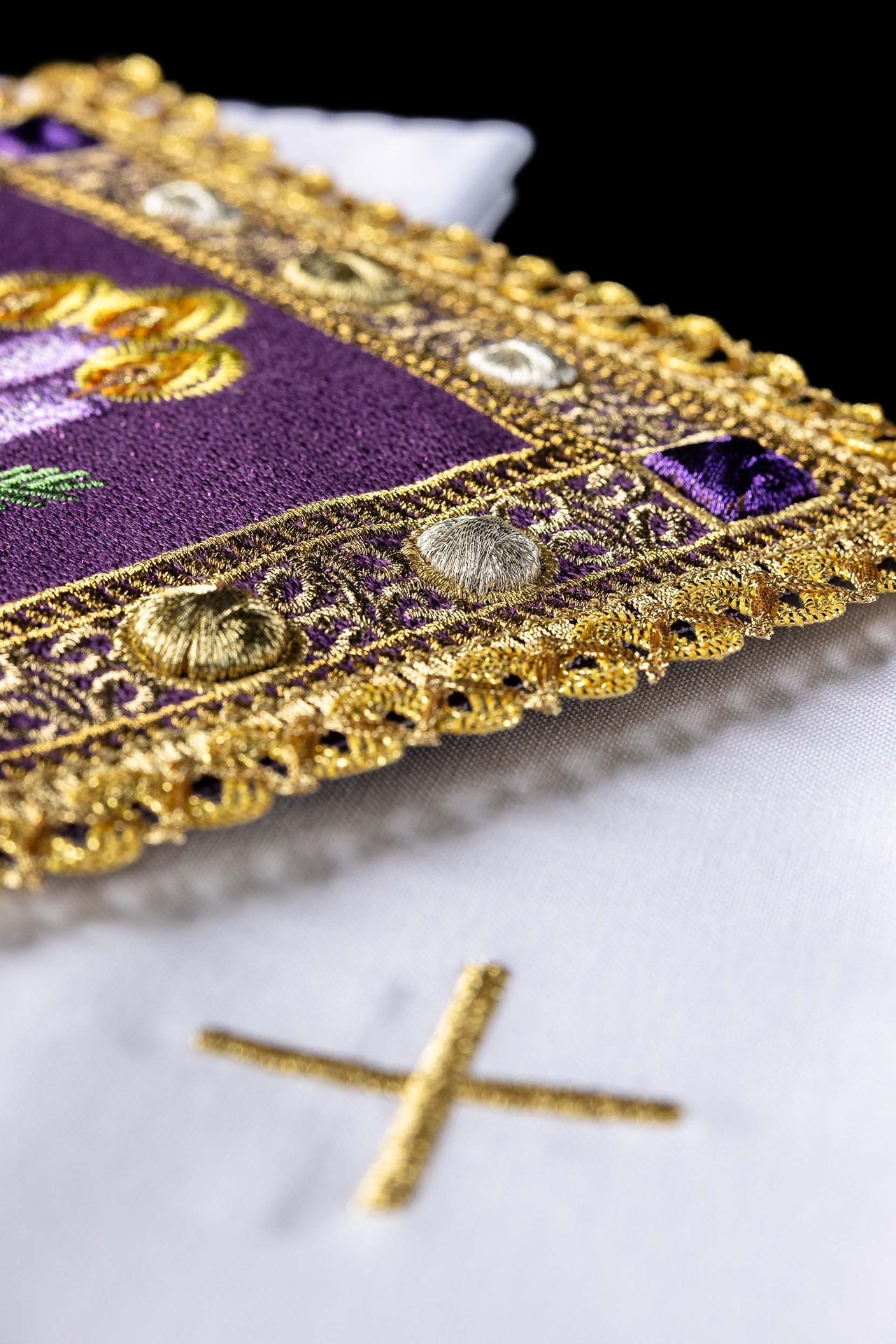 Bielizna Kielichowa Adwent - Haftowane Świece, Komplet 4 el. - SZATYLITURGICZNE.PL