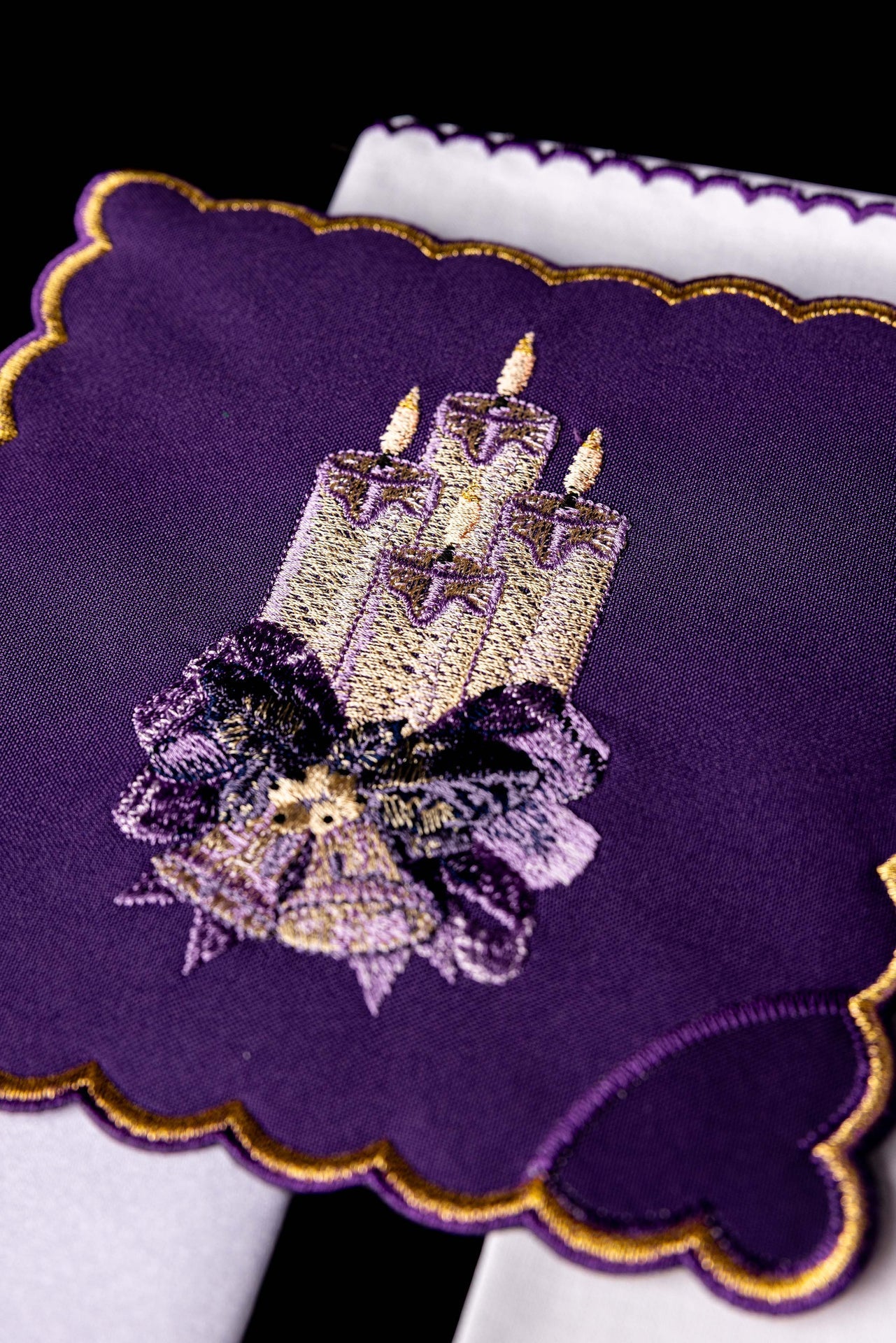 Bielizna Kielichowa Haftowana Adwent - Komplet Liturgiczny - SZATYLITURGICZNE.PL