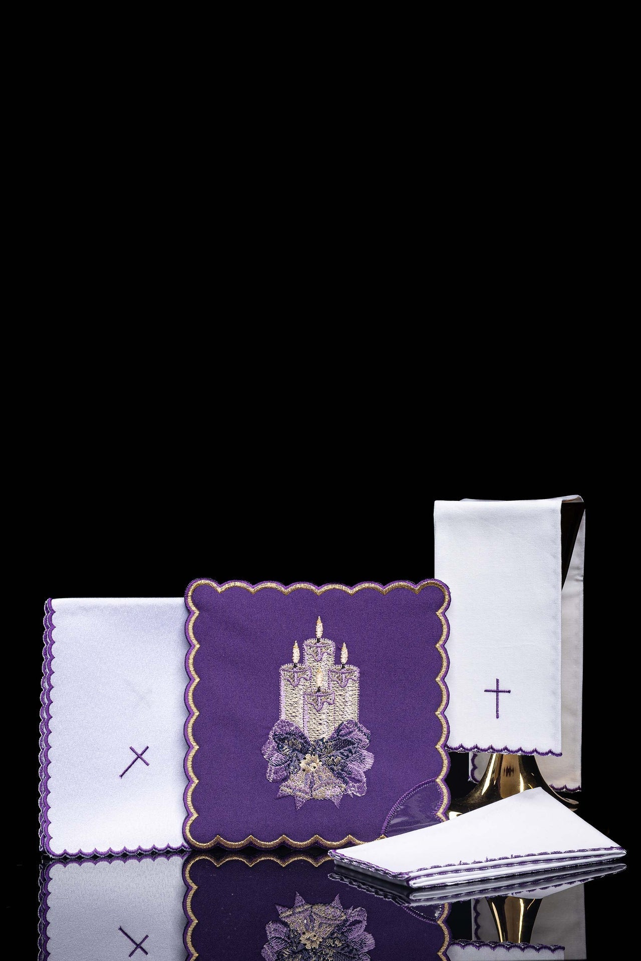 Bielizna Kielichowa Haftowana Adwent - Komplet Liturgiczny - SZATYLITURGICZNE.PL