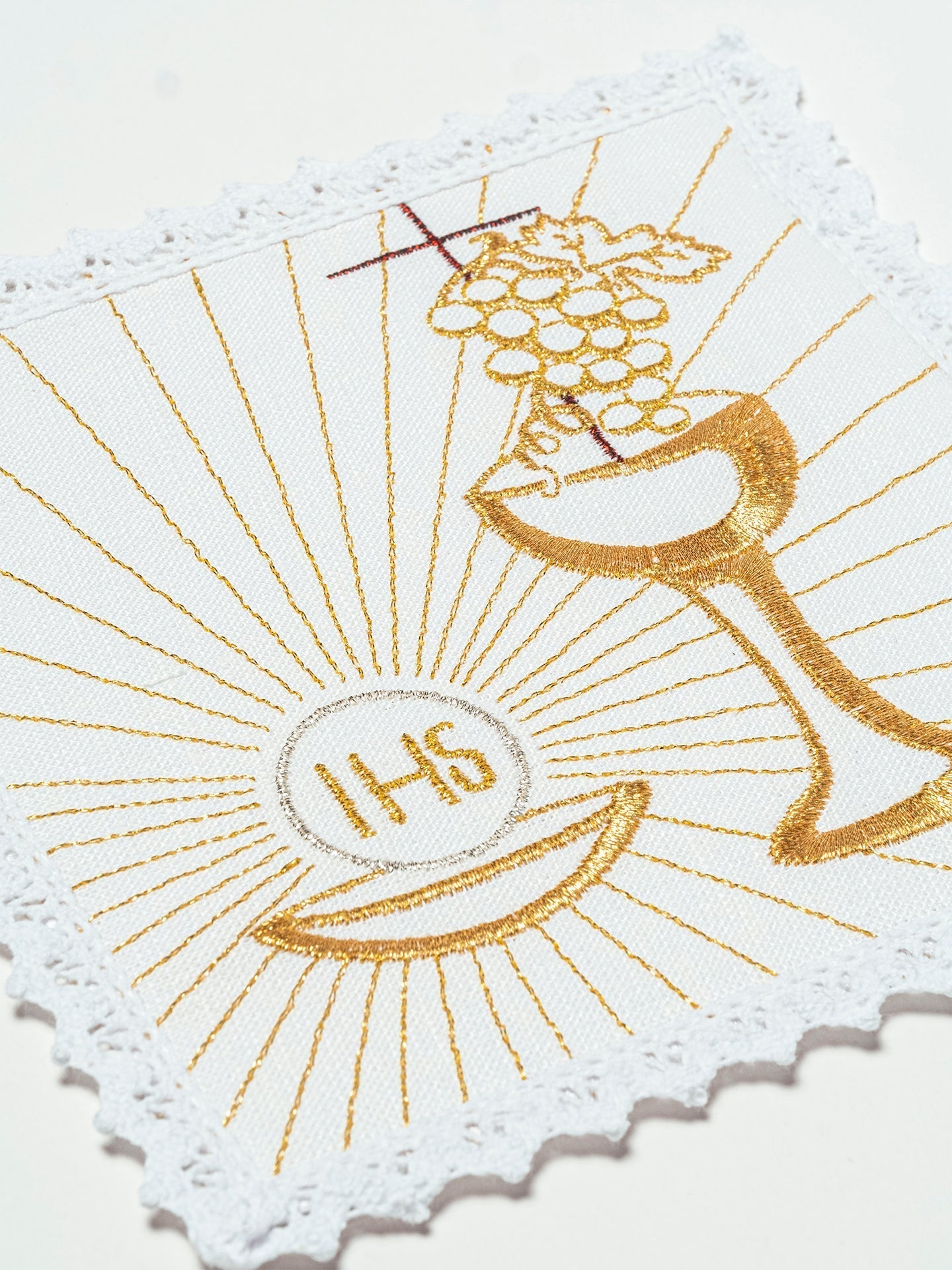 Bielizna Kielichowa Lniana Złoty Haft Kielicha - Komplet 4 Elementy - SZATYLITURGICZNE.PL