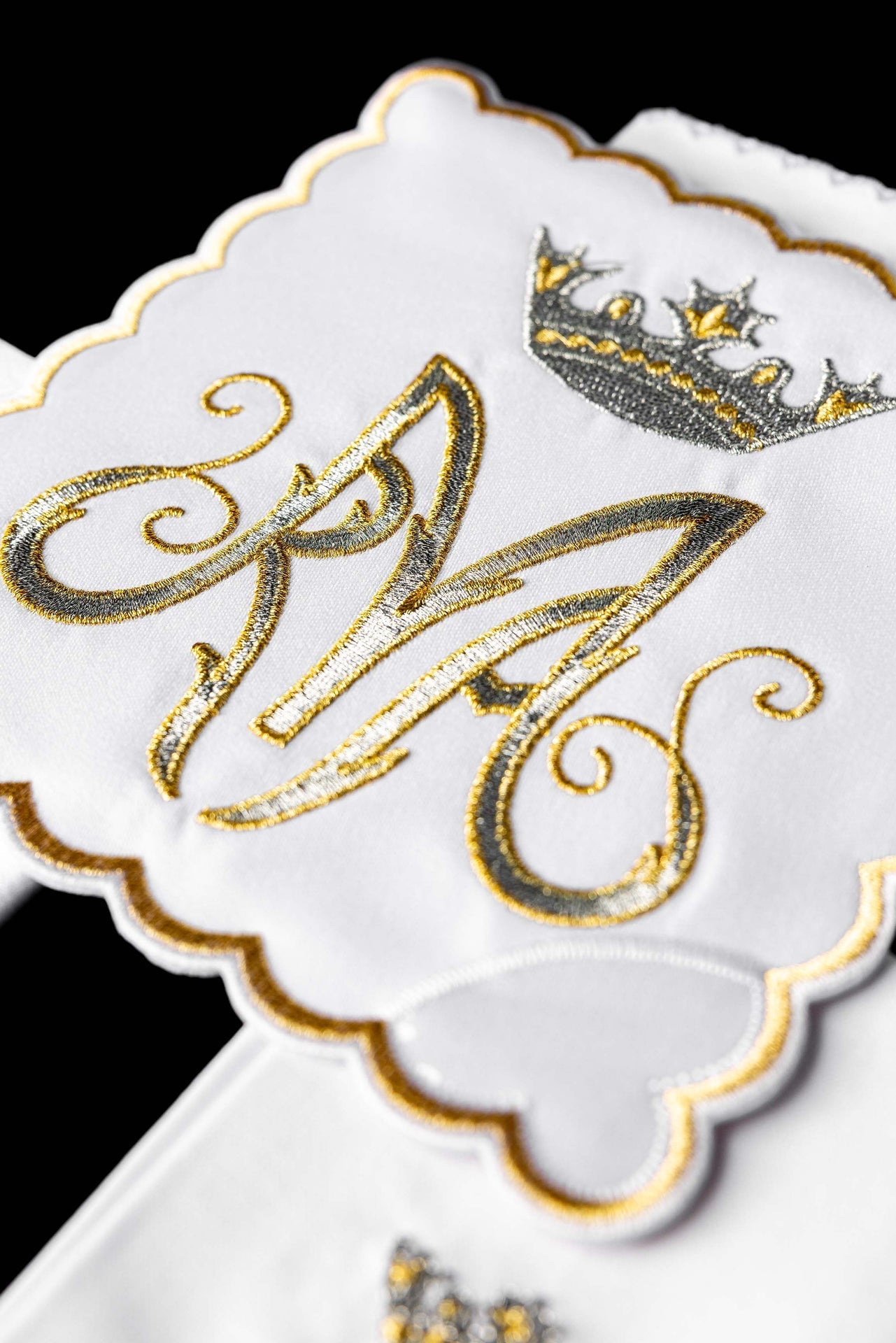 Bielizna Kielichowa Maryjna Srebrny Symbol - Komplet Liturgiczny - SZATYLITURGICZNE.PL