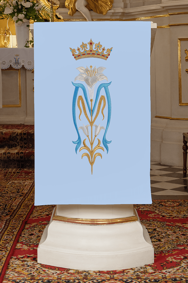 Błękitna Serweta Maryjna na Lektorium - Haft Komputerowy PE 55x250cm - SZATYLITURGICZNE.PL