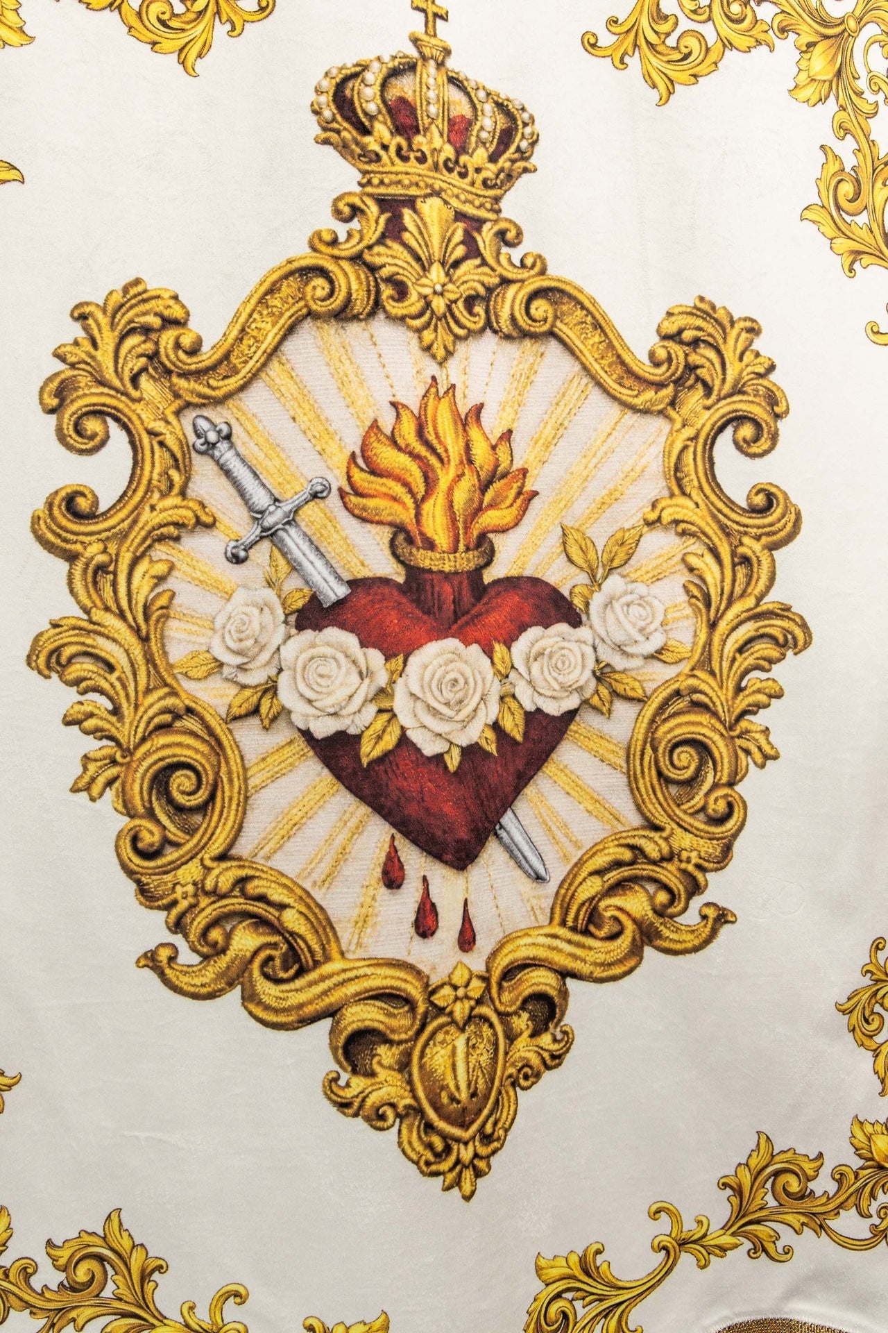 Chorągiew maryjna drukowana dwustronna z symbolem Serca i monogramem - SZATYLITURGICZNE.PL