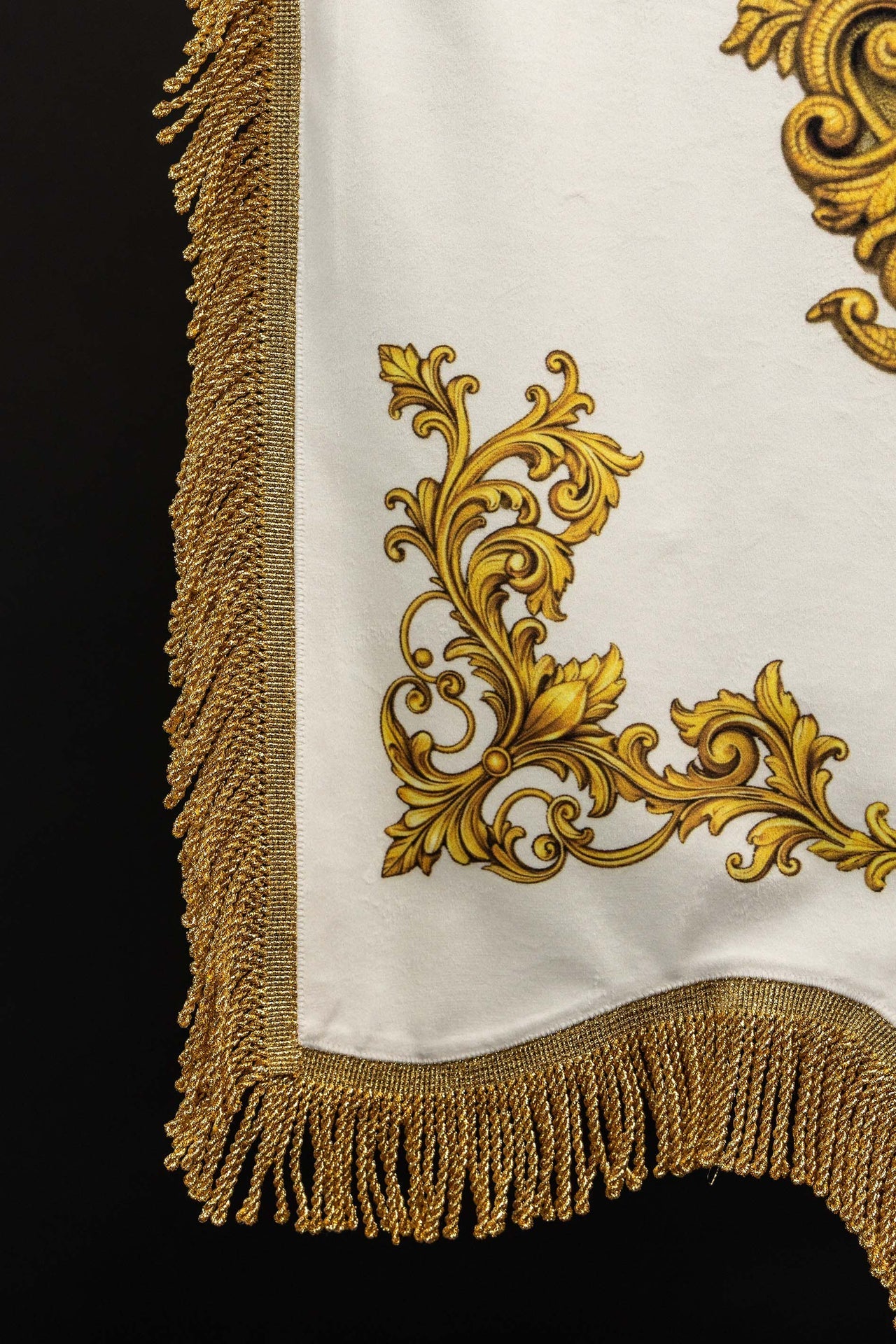 Chorągiew maryjna drukowana dwustronna z symbolem Serca i monogramem - SZATYLITURGICZNE.PL