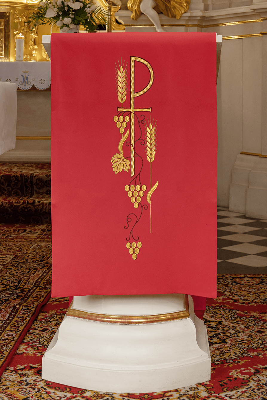 Czerwona Serweta Liturgiczna na Lektorium - Symbol PAX Haftowany - SZATYLITURGICZNE.PL