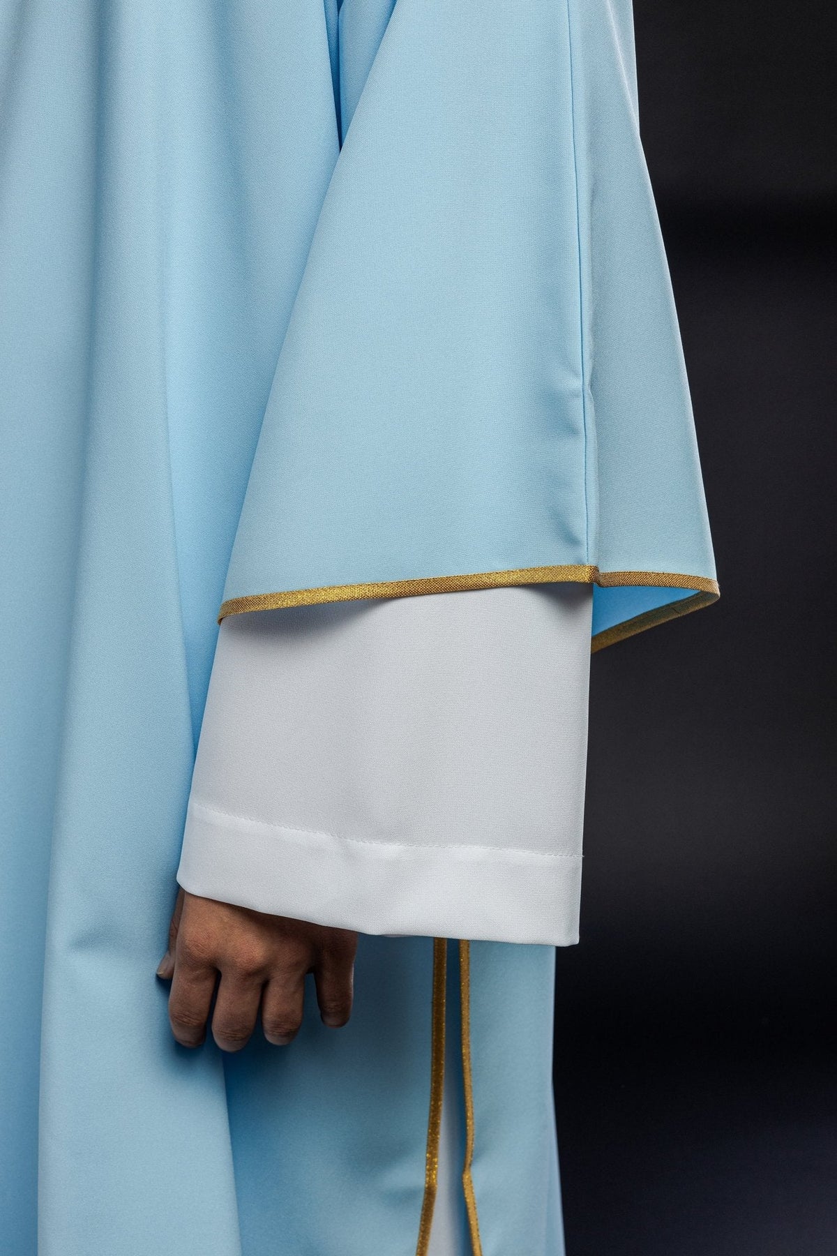 Dalmatyka Liturgiczna Niebieska ze Złotą Lamówką - Polska Produkcja - SZATYLITURGICZNE.PL