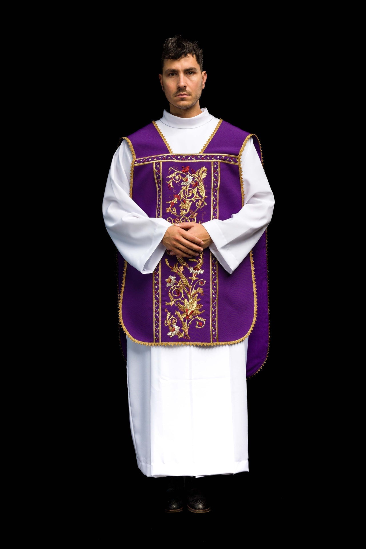 Fioletowy Ornat Rzymski IHS Haft - Szaty Liturgiczne Haftina - SZATYLITURGICZNE.PL