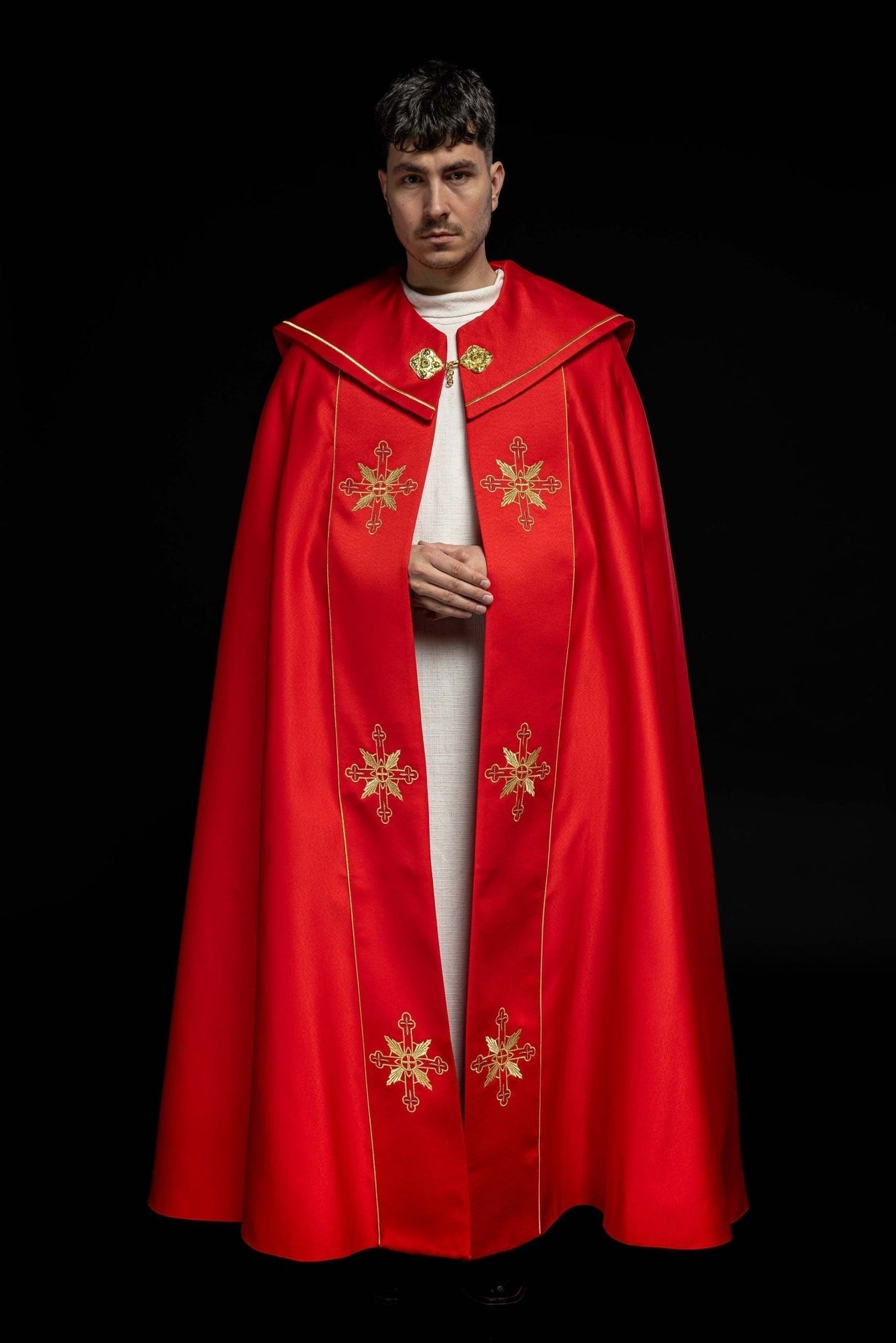 Kapa eucharystyczna monogram IHS Czerwona - SZATYLITURGICZNE.PL