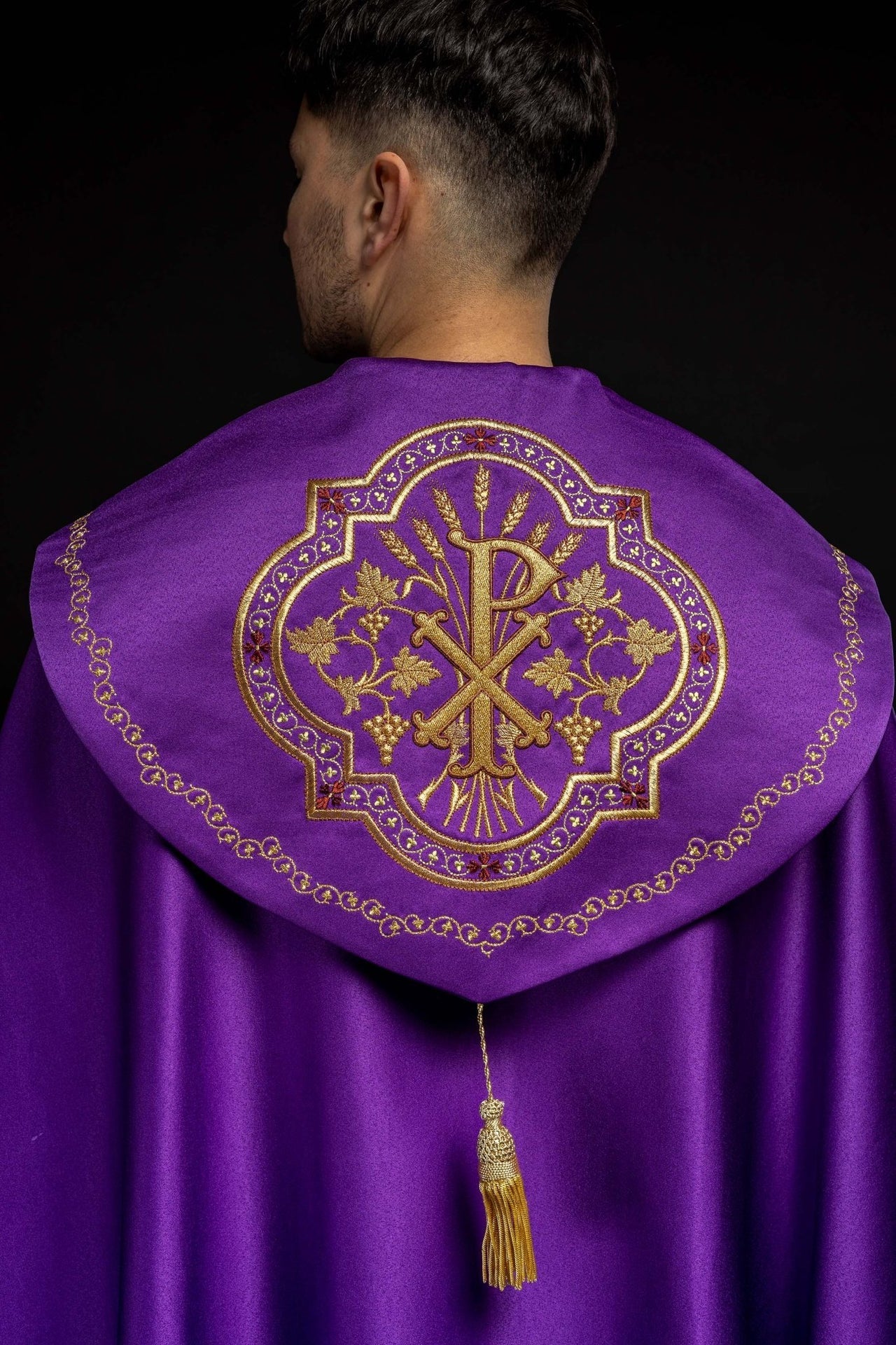 Kapa eucharystyczna monogram PX w kolorze fioletowym - SZATYLITURGICZNE.PL