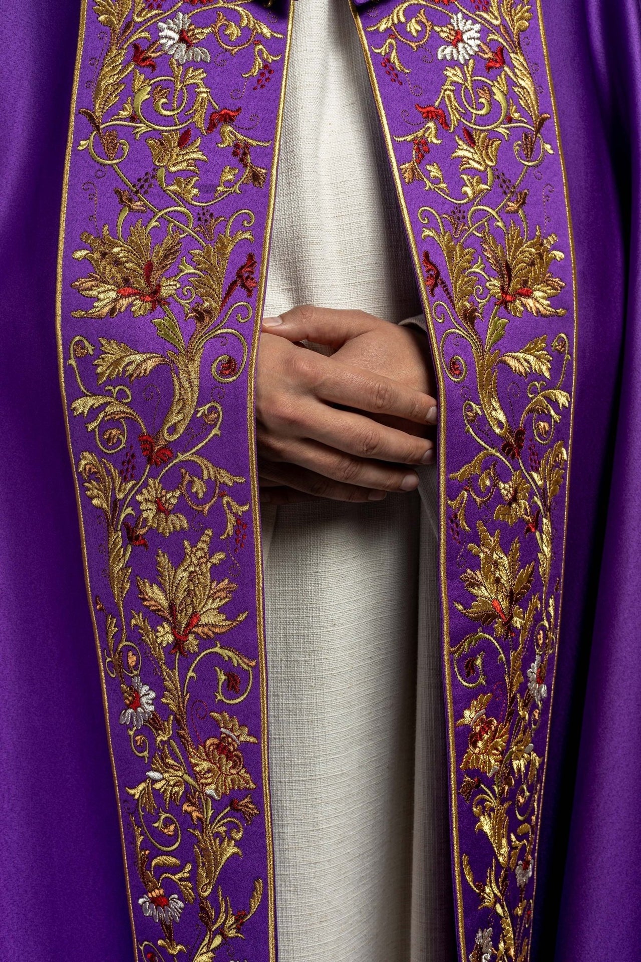Kapa eucharystyczna monogram PX w kolorze fioletowym - SZATYLITURGICZNE.PL