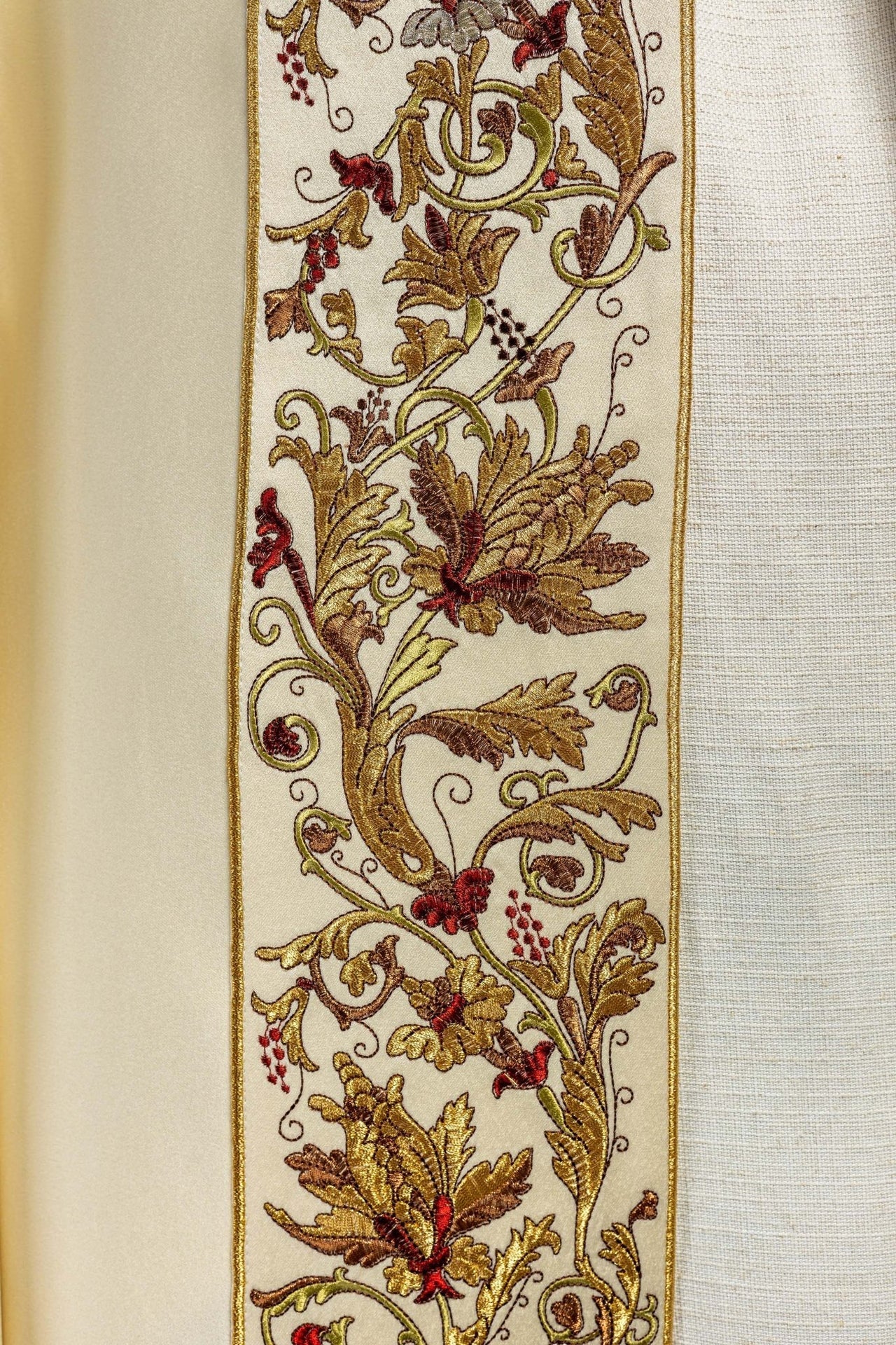 Kapa eucharystyczna monogramem PAX ecru - SZATYLITURGICZNE.PL