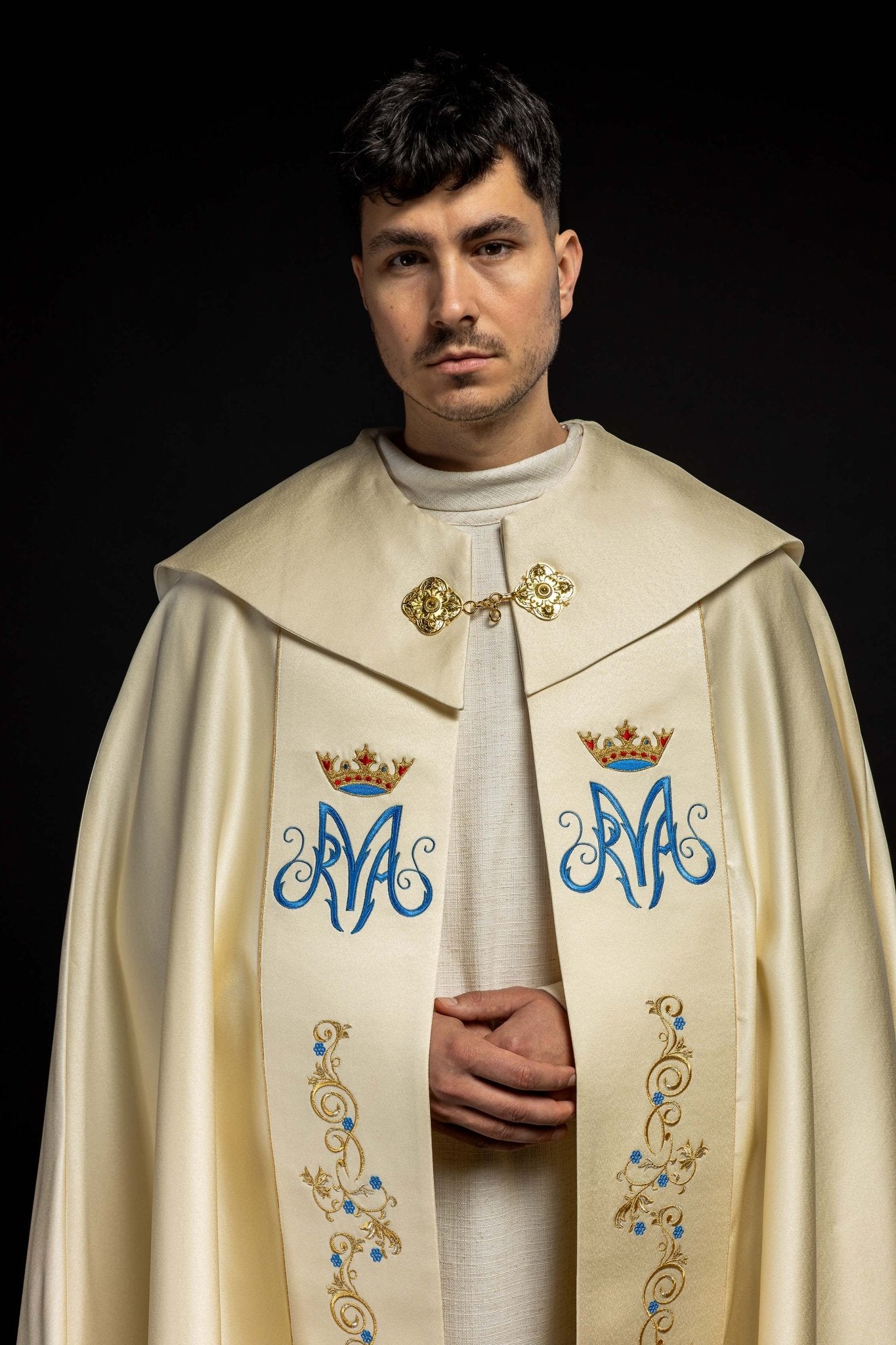 Kapa haftowana Maryjna z aksamitem ecru - SZATYLITURGICZNE.PL