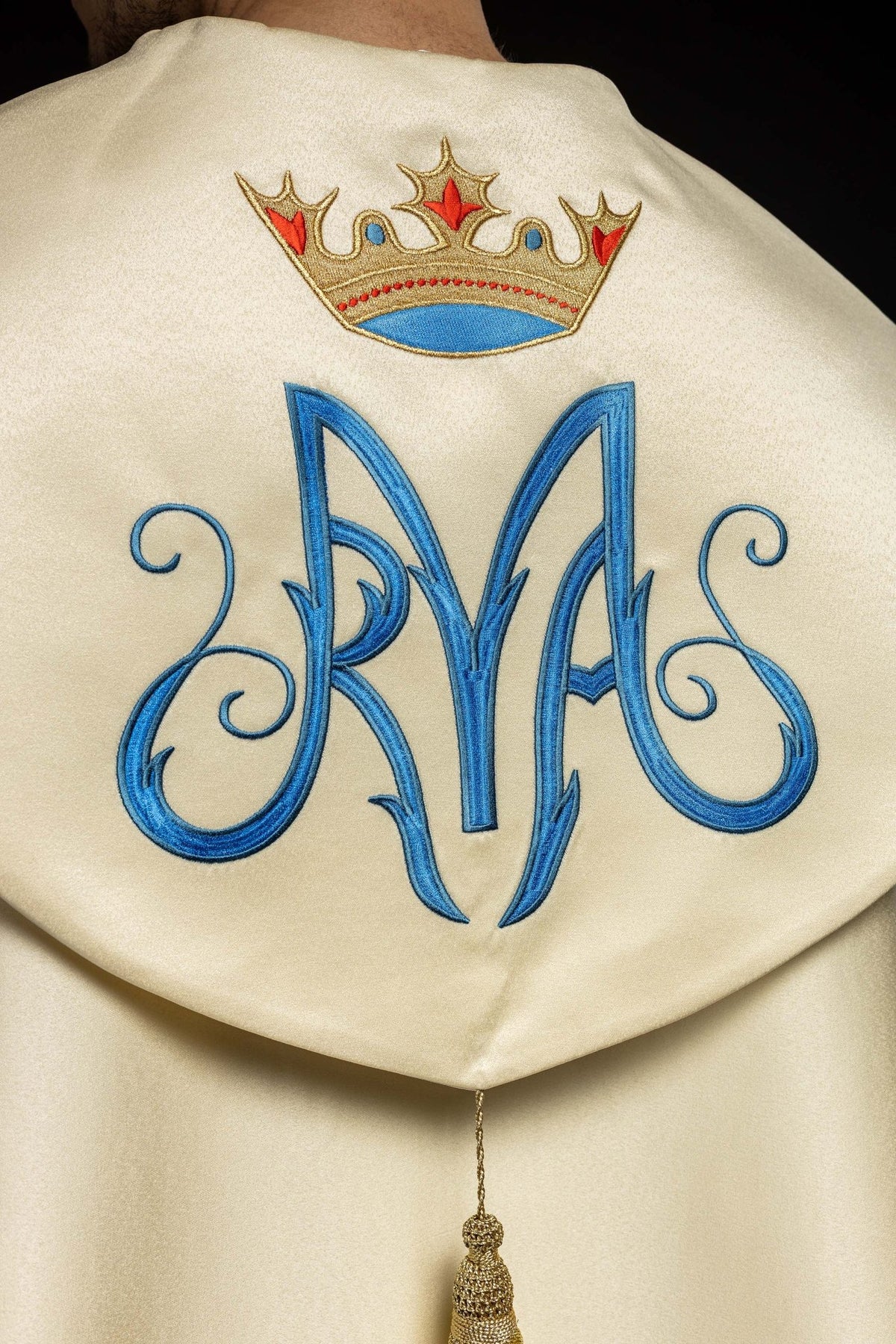 Kapa haftowana Maryjna z aksamitem ecru - SZATYLITURGICZNE.PL