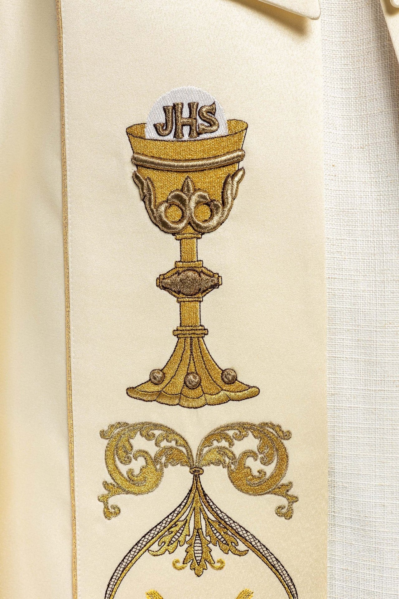 Kapa liturgiczna haftowany kielich i IHS ecru - SZATYLITURGICZNE.PL
