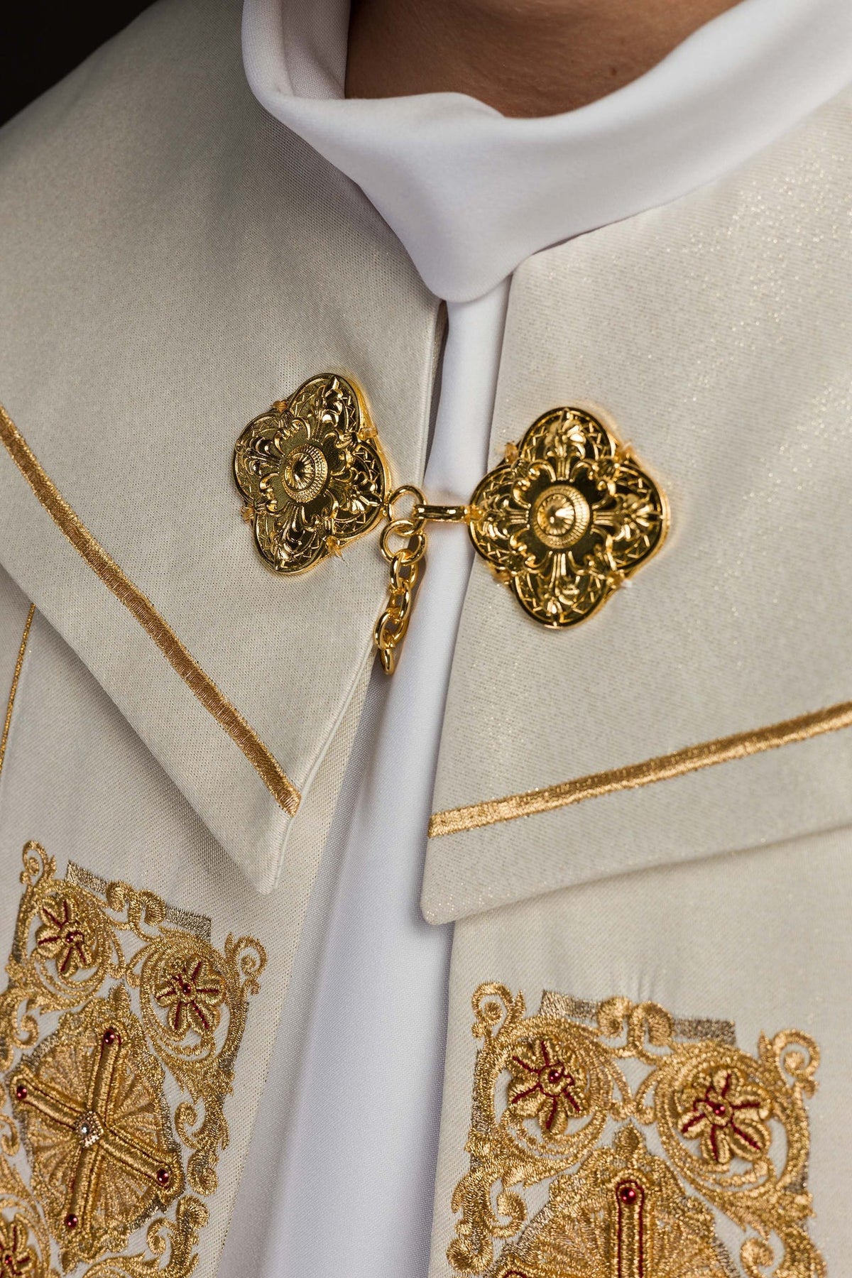 Kapa Liturgiczna Satynowa Złoty Haft IHS 150cm + Stuła - SZATYLITURGICZNE.PL
