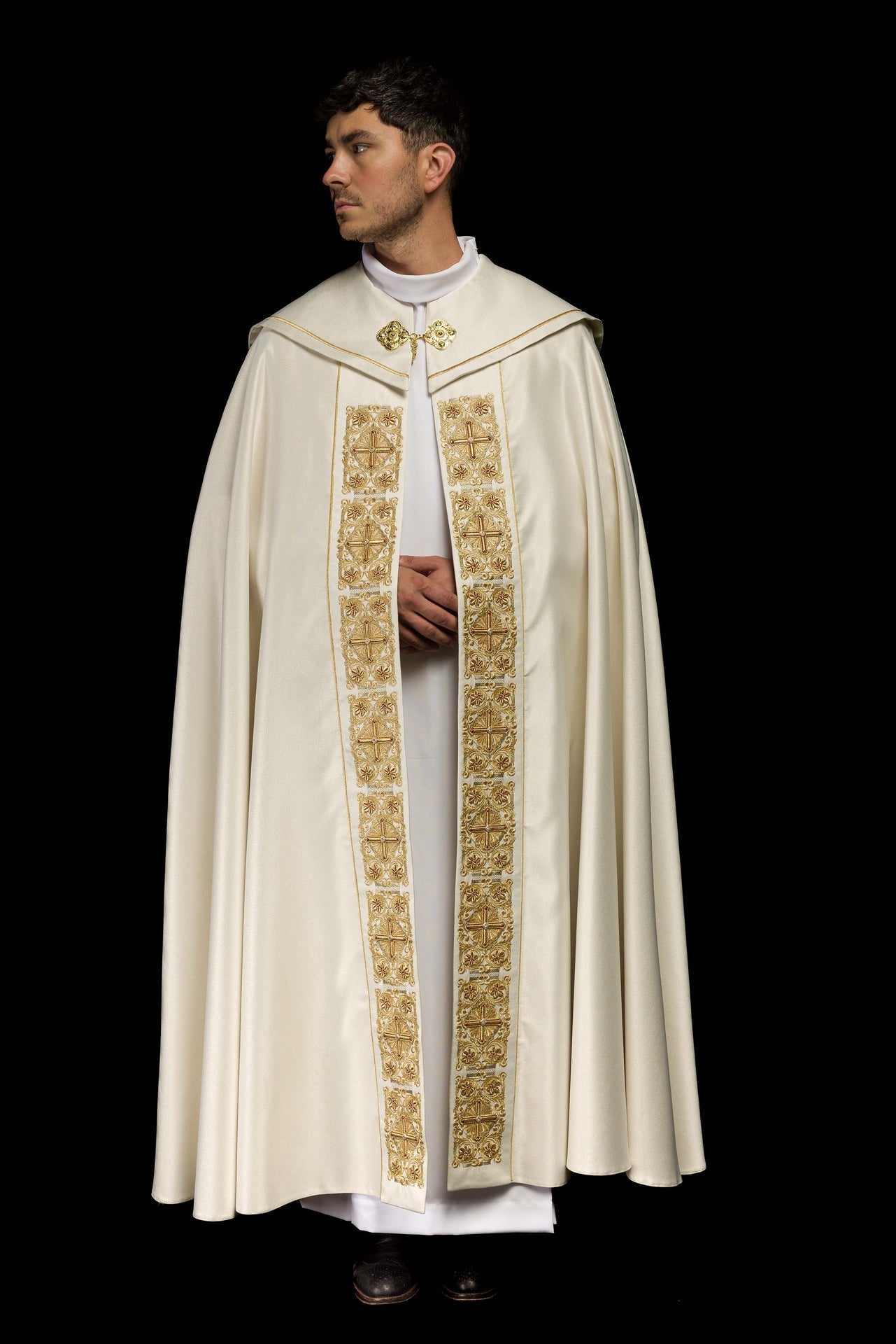 Kapa Liturgiczna Satynowa Złoty Haft IHS 150cm + Stuła - SZATYLITURGICZNE.PL