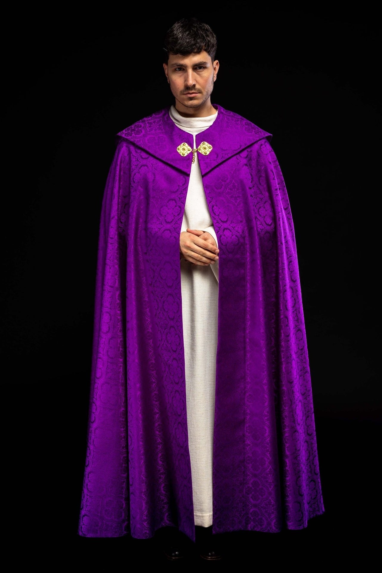 Kapa Liturgiczna Żakard Fioletowy - Wielki Post i Adwent - SZATYLITURGICZNE.PL