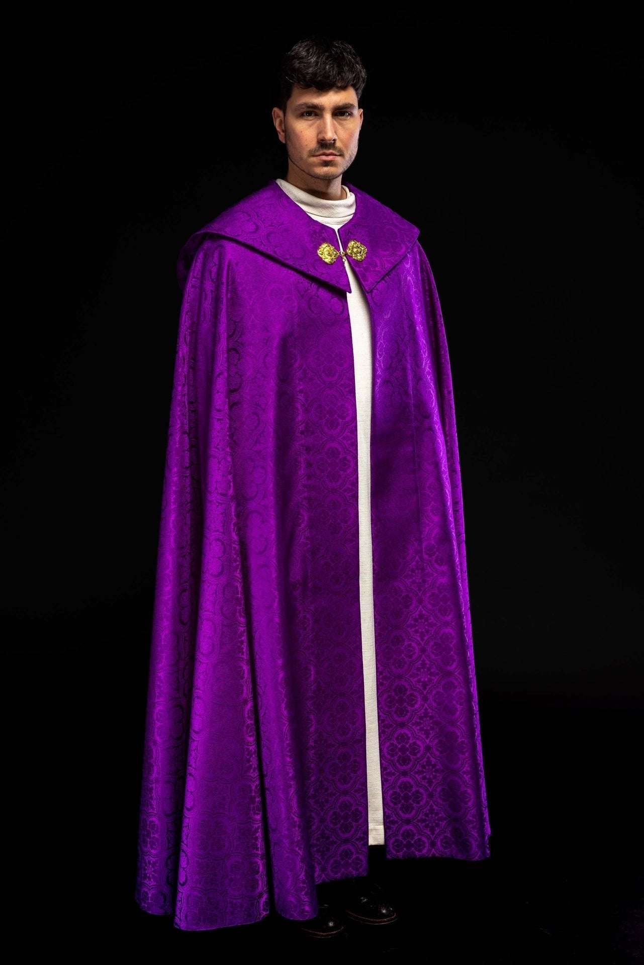 Kapa Liturgiczna Żakard Fioletowy - Wielki Post i Adwent - SZATYLITURGICZNE.PL