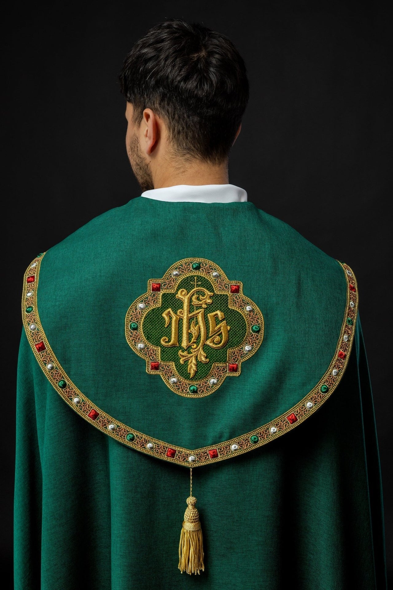 Kapa Liturgiczna Zielona z Haftem IHS - Satyna Nabłyszczana - SZATYLITURGICZNE.PL