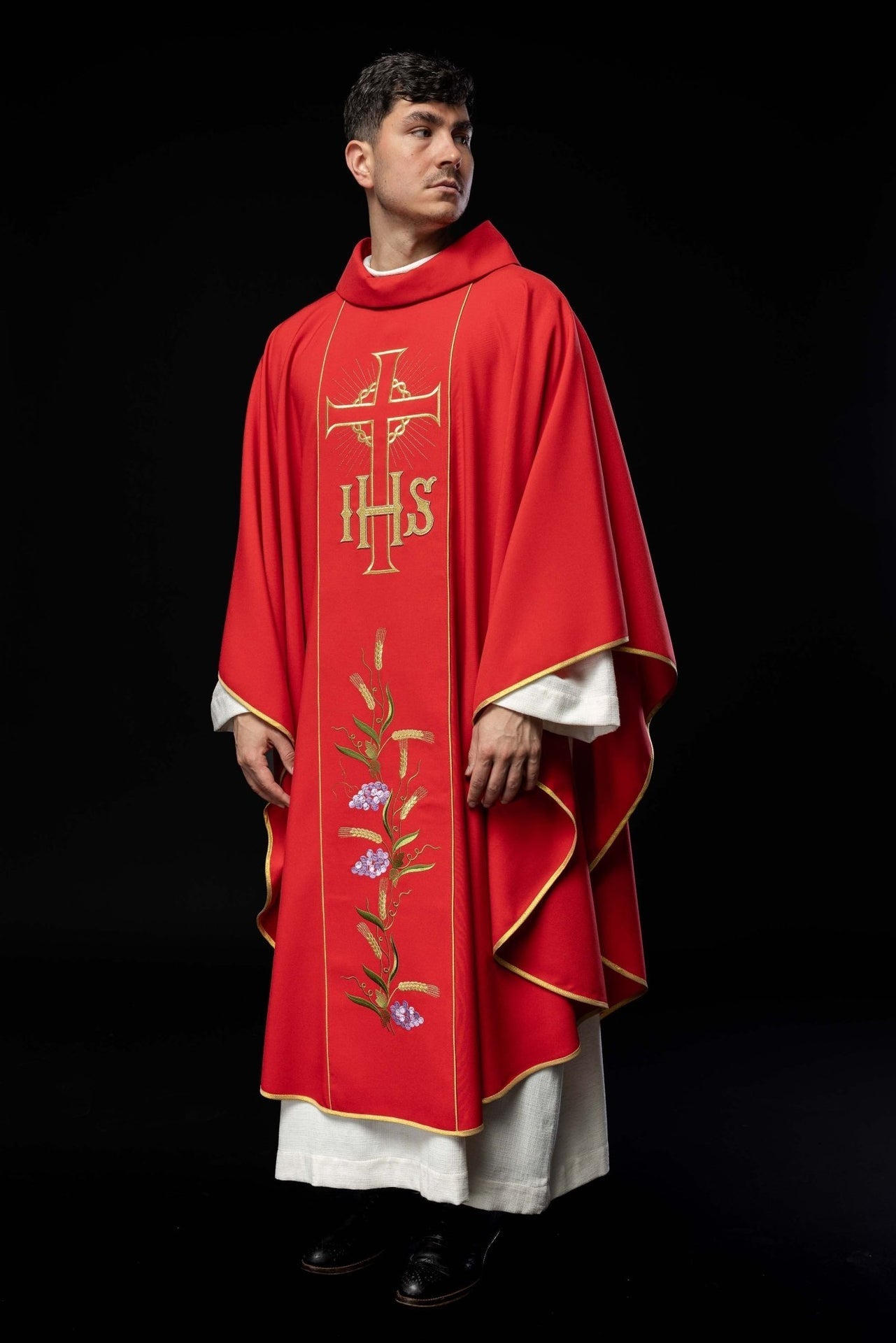 Ornat Czerwony IHS i Kłosy Złoty Pas - Szaty Liturgiczne - SZATYLITURGICZNE.PL