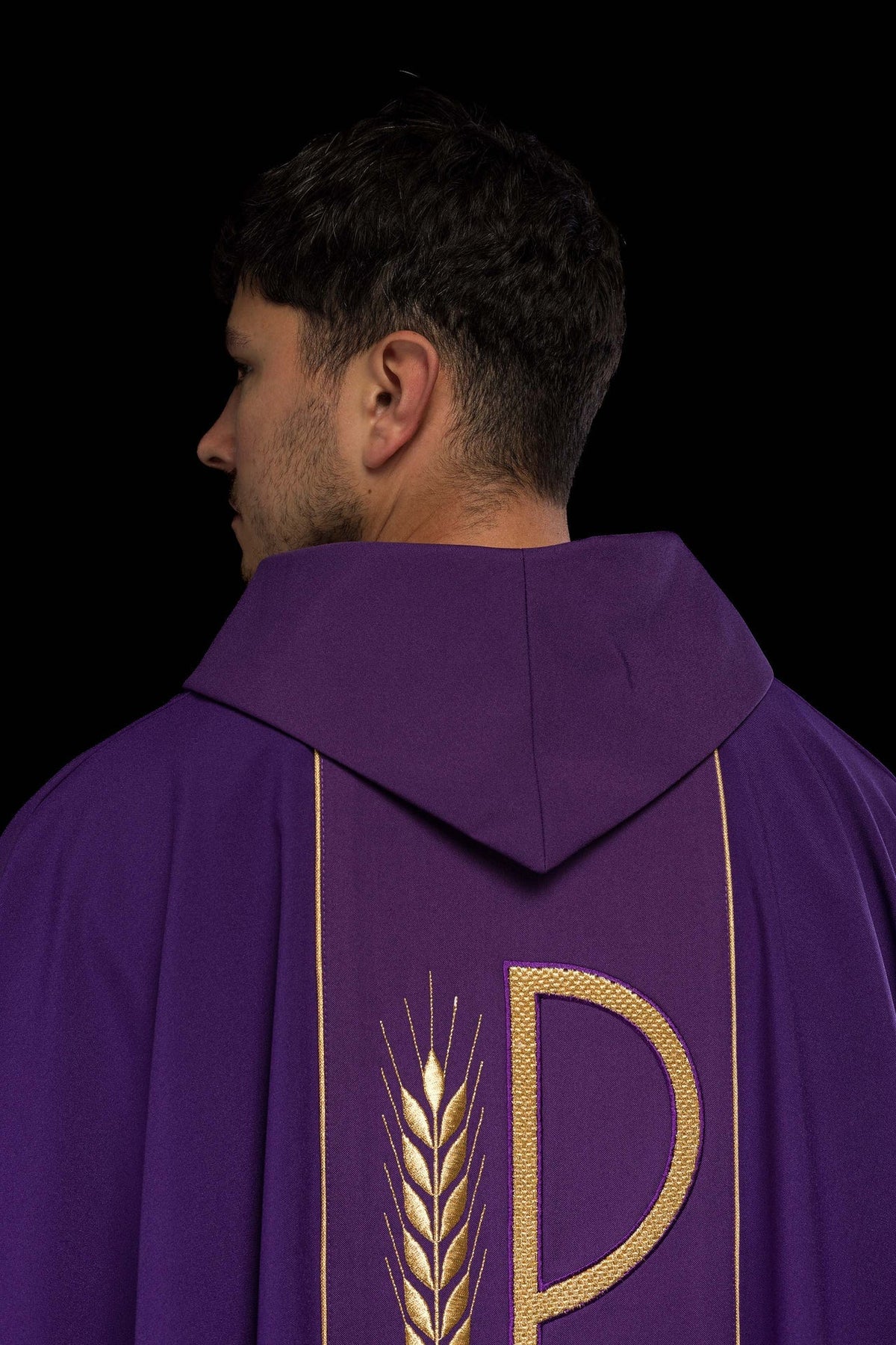 Ornat Fioletowy Liturgiczny z Haftowanym Kielichem IHS - SZATYLITURGICZNE.PL