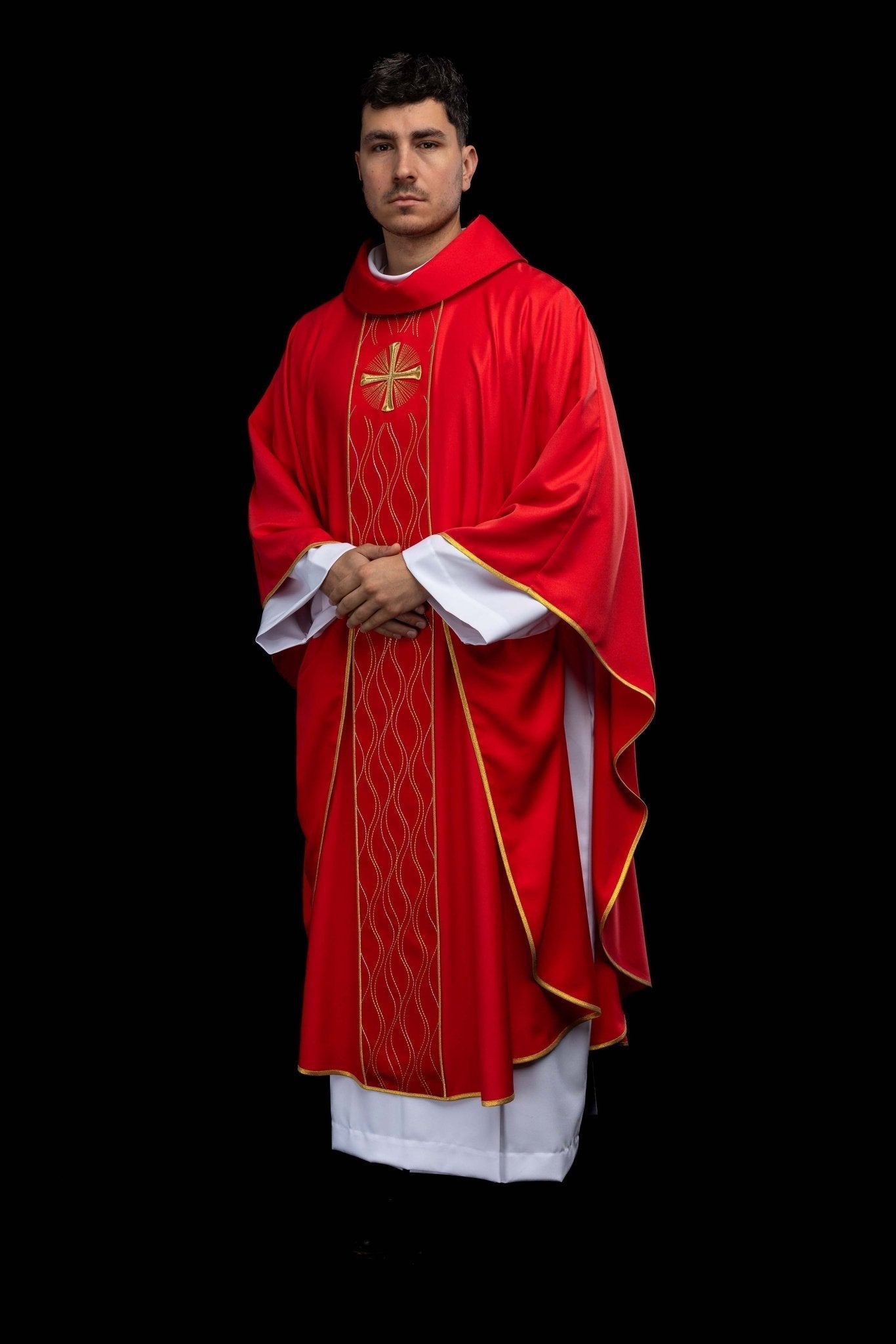 Ornat haftowany Krzyż czerwony - SZATYLITURGICZNE.PL