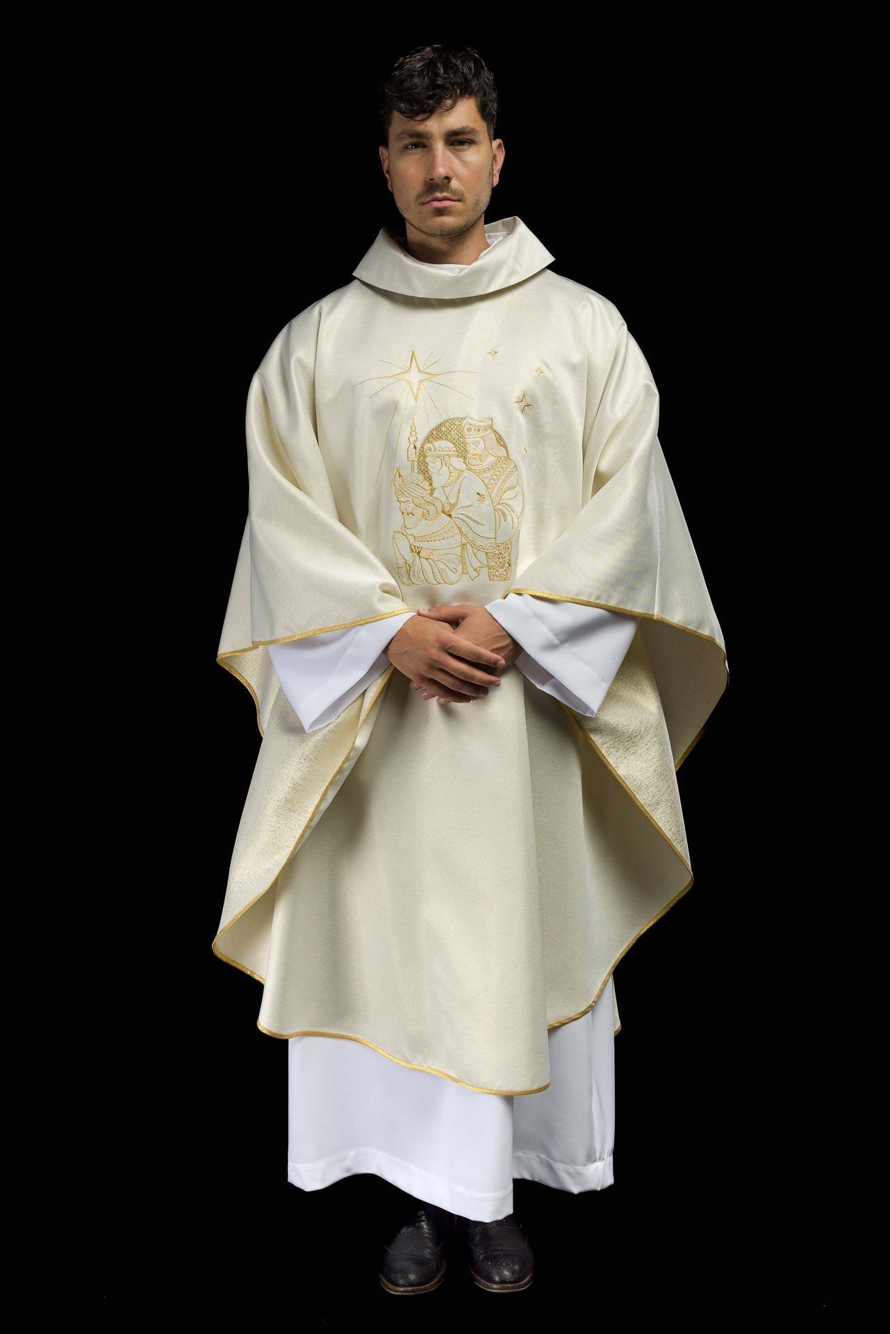 Ornat Liturgiczny Błyszczący Złoty Haft Trzech Króli - SZATYLITURGICZNE.PL