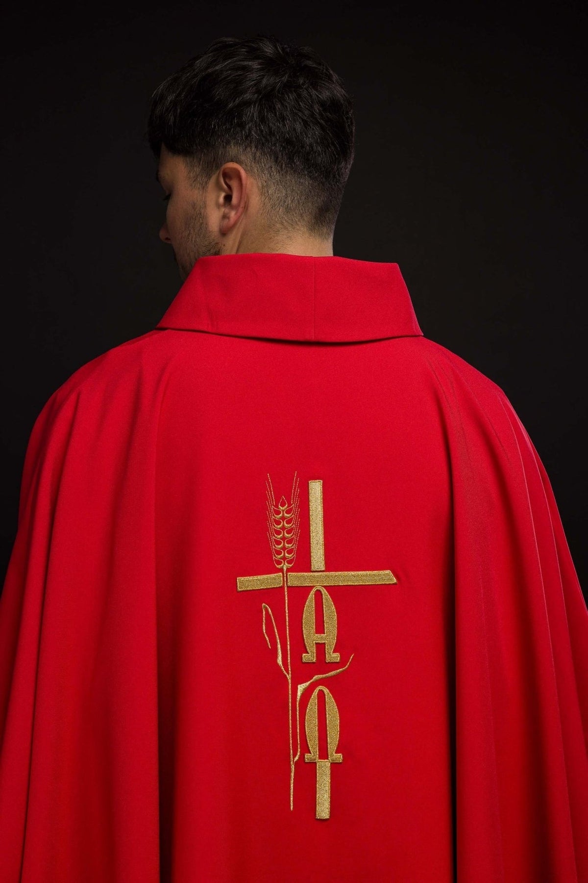 Ornat Liturgiczny Czerwony Alfa Omega Złoty Haft - Szaty Liturgiczne - SZATYLITURGICZNE.PL