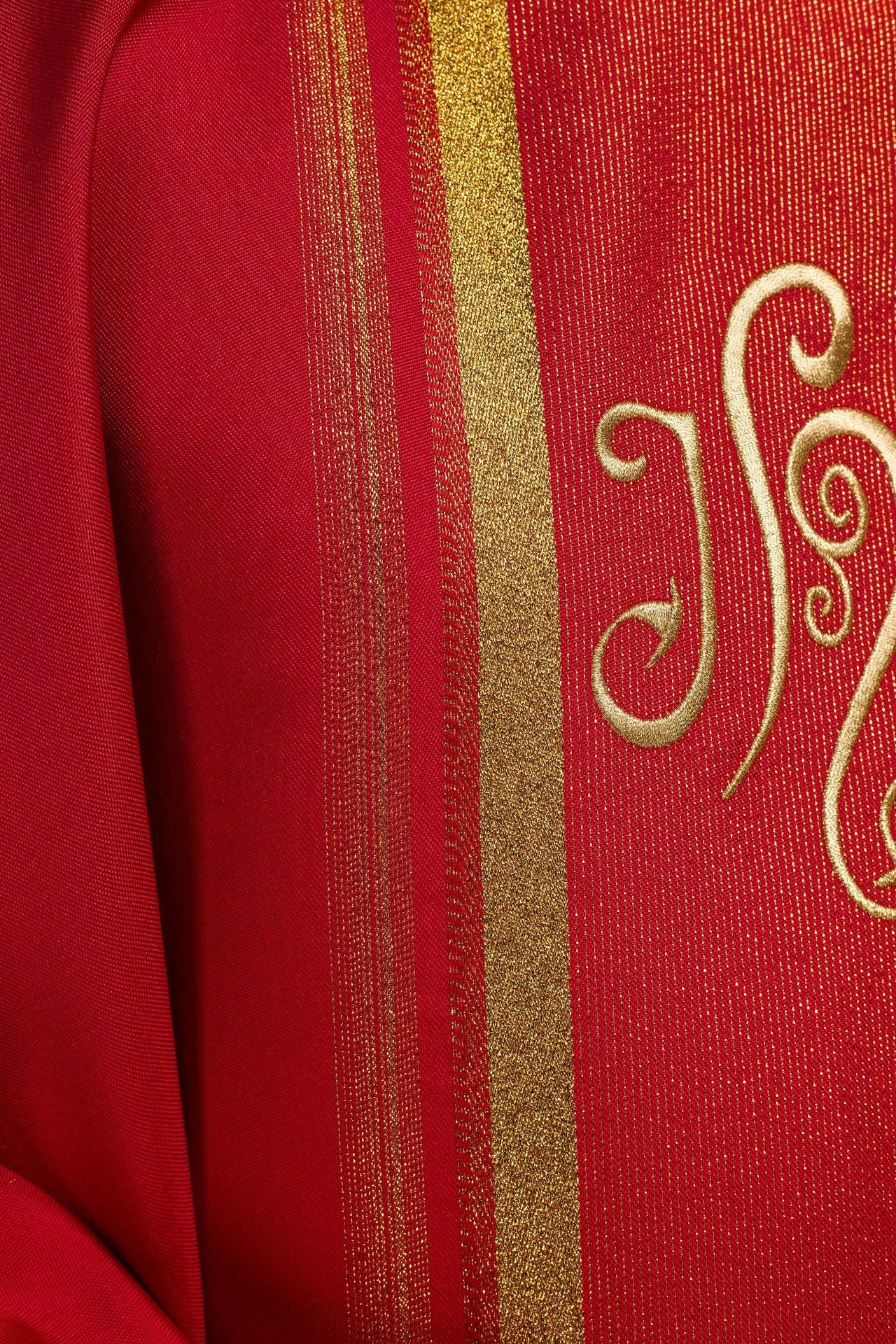 Ornat Liturgiczny Czerwony IHS Złocony - Polski Producent - SZATYLITURGICZNE.PL