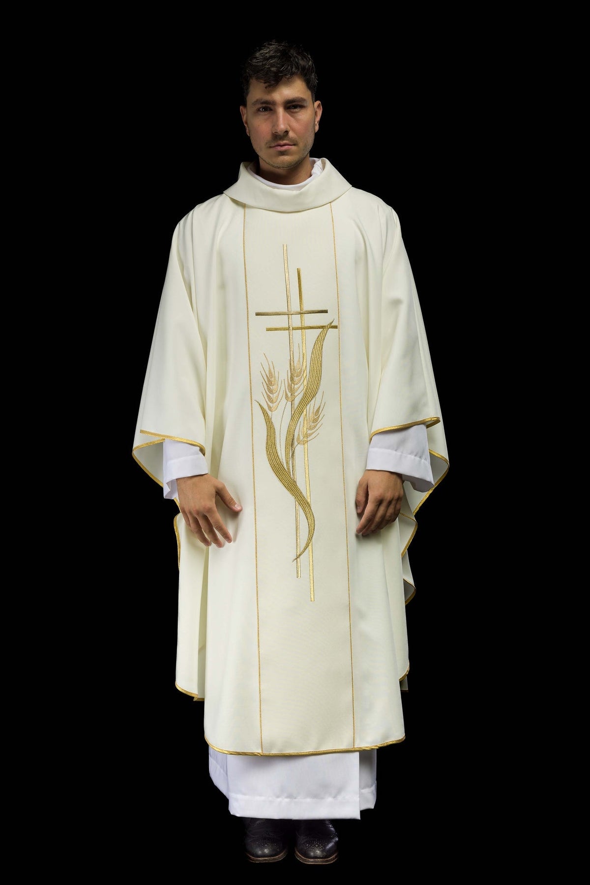 Ornat Liturgiczny Ecru z Haftem Krzyża i Kłosów - Polski Producent - SZATYLITURGICZNE.PL